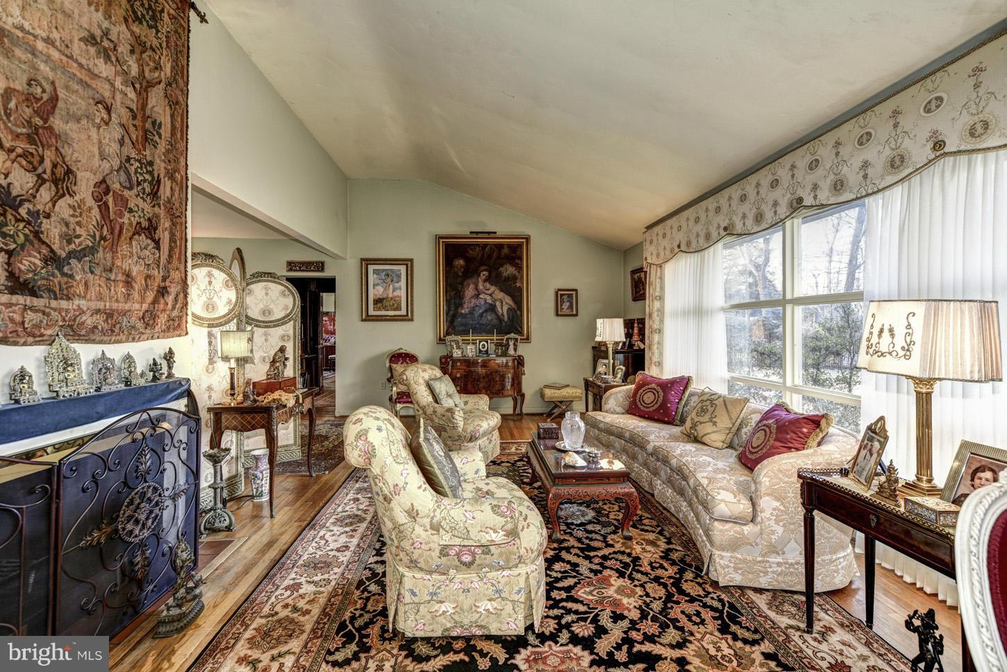 BANNOCKBURN - Residential