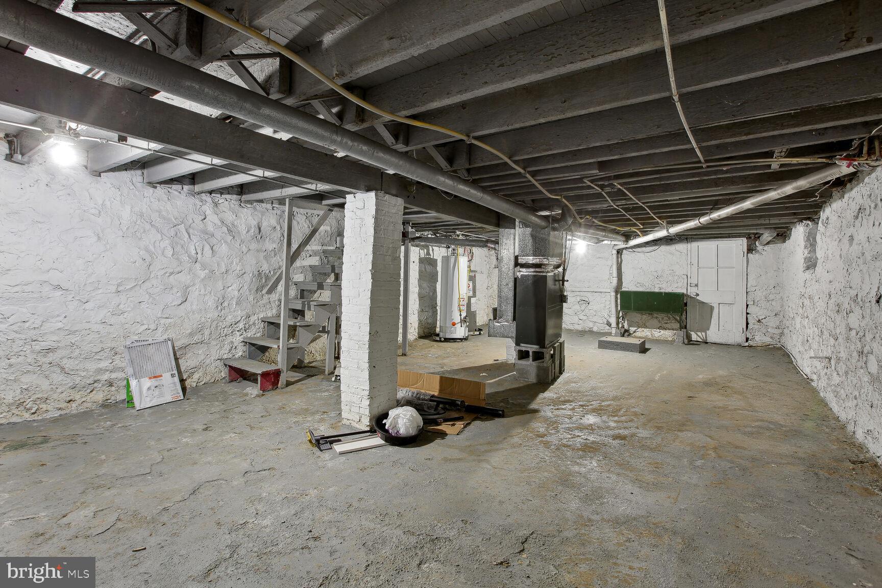 LUCILLE PARK - Residential Lease