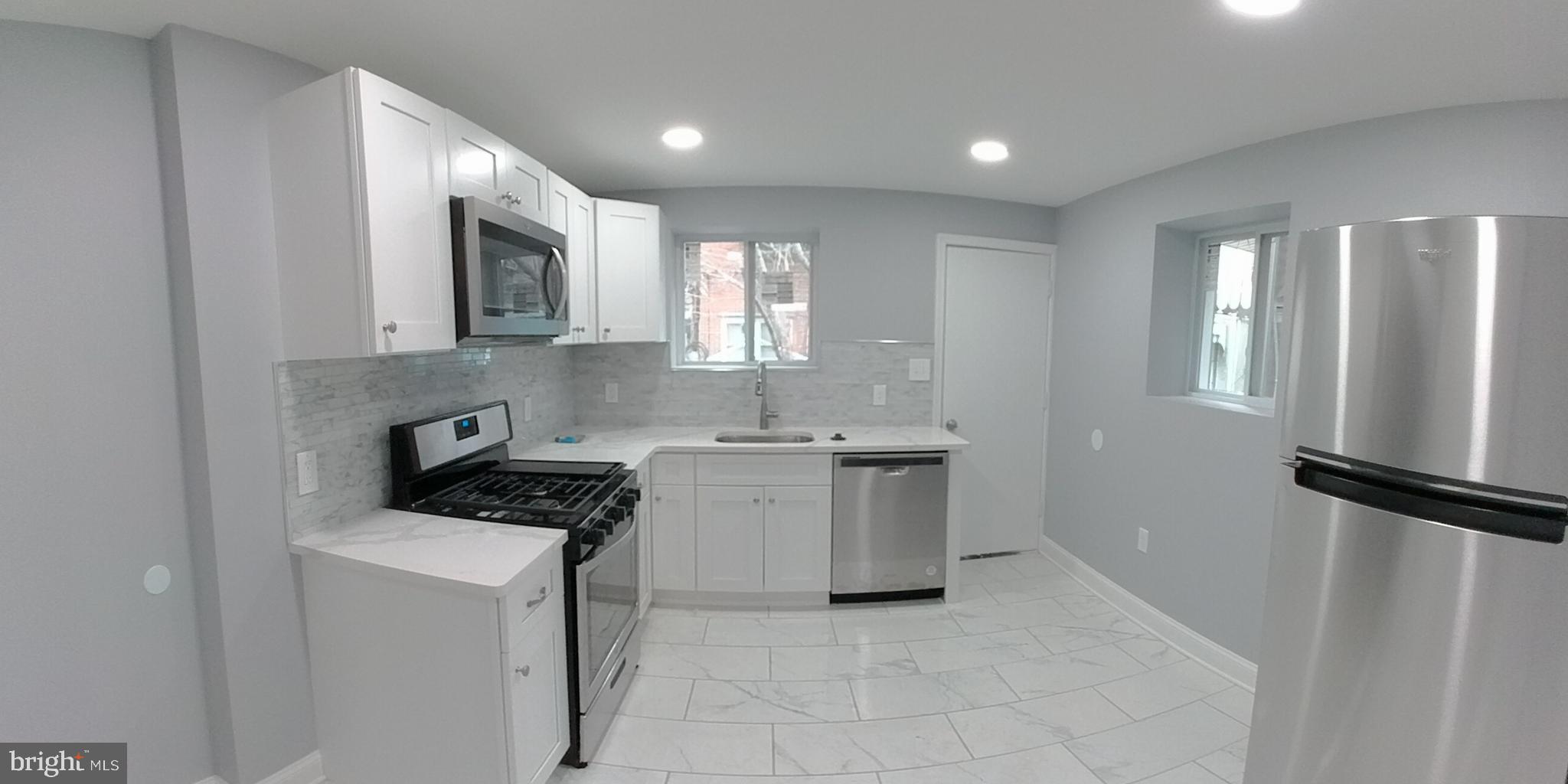 PHILADELPHIA (NORTH) - Residential Lease