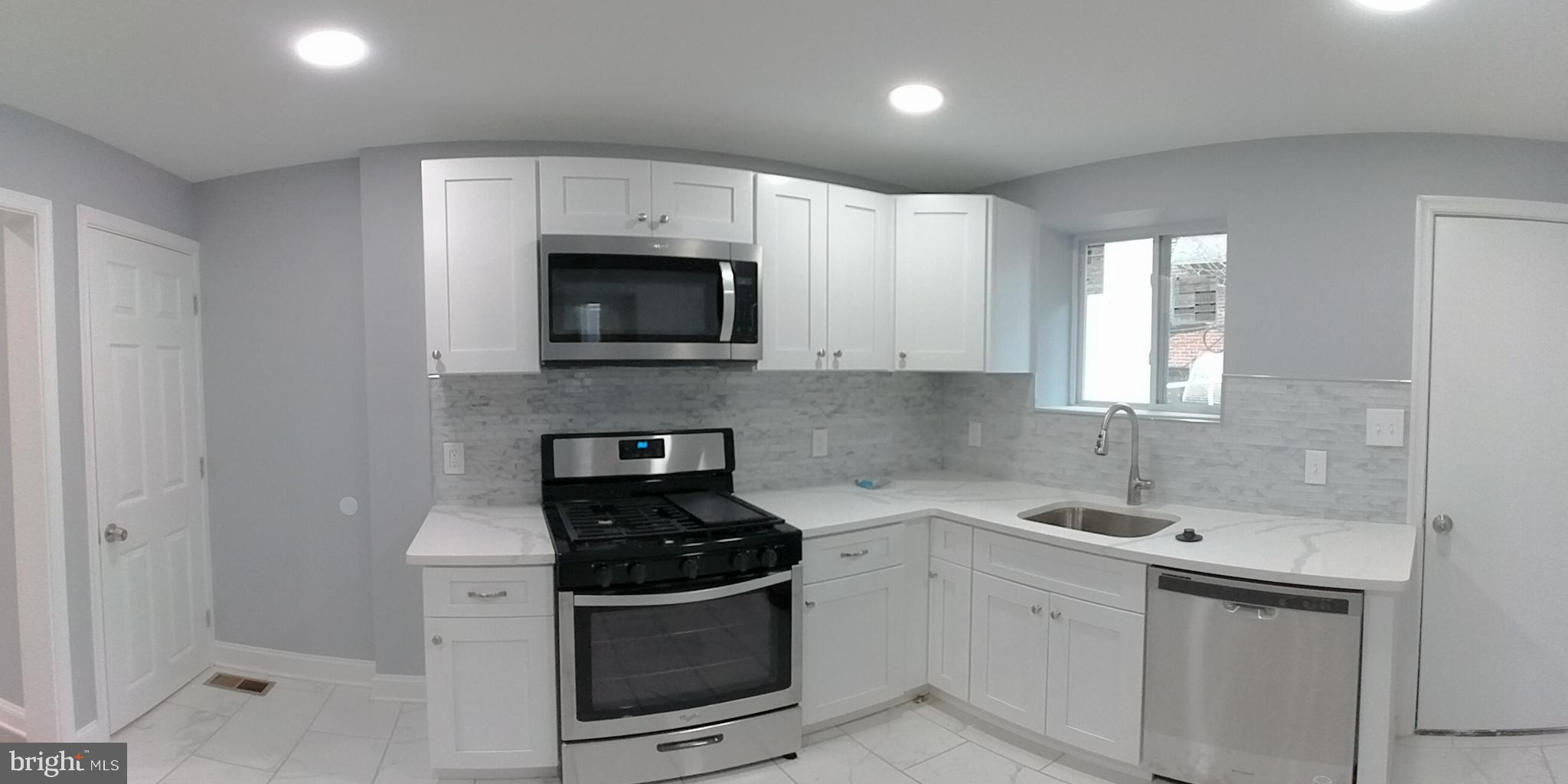 PHILADELPHIA (NORTH) - Residential Lease