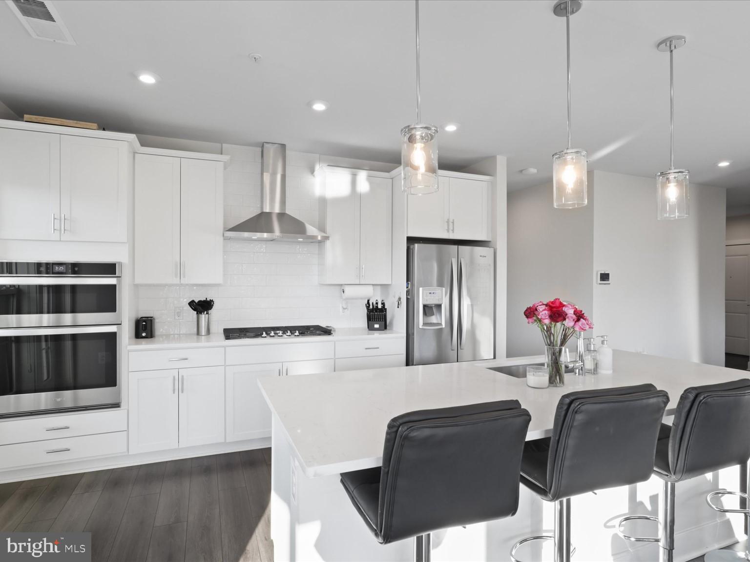 THE FLATS AT NATIONAL HARBOR - Residential Lease