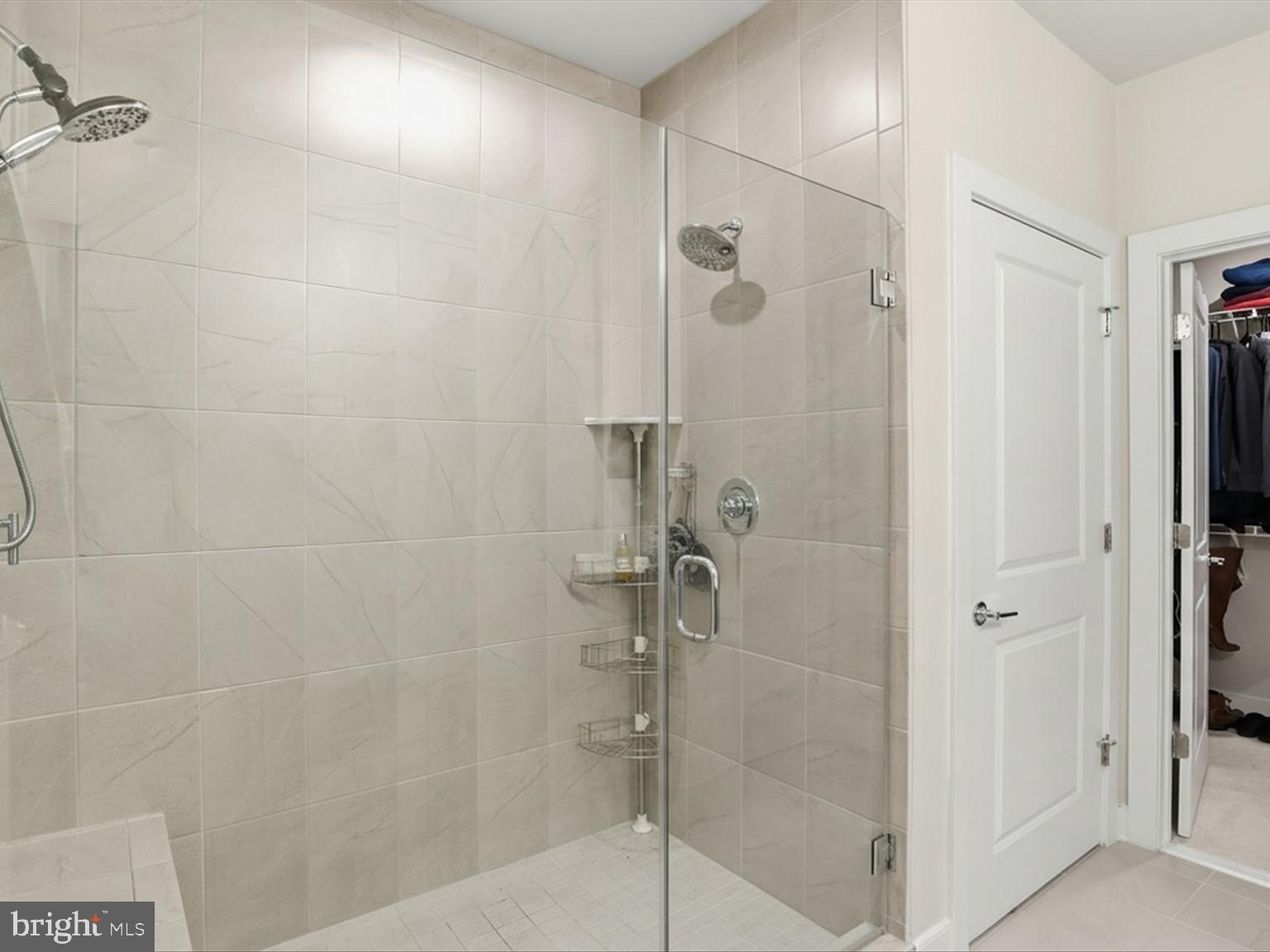 THE FLATS AT NATIONAL HARBOR - Residential Lease