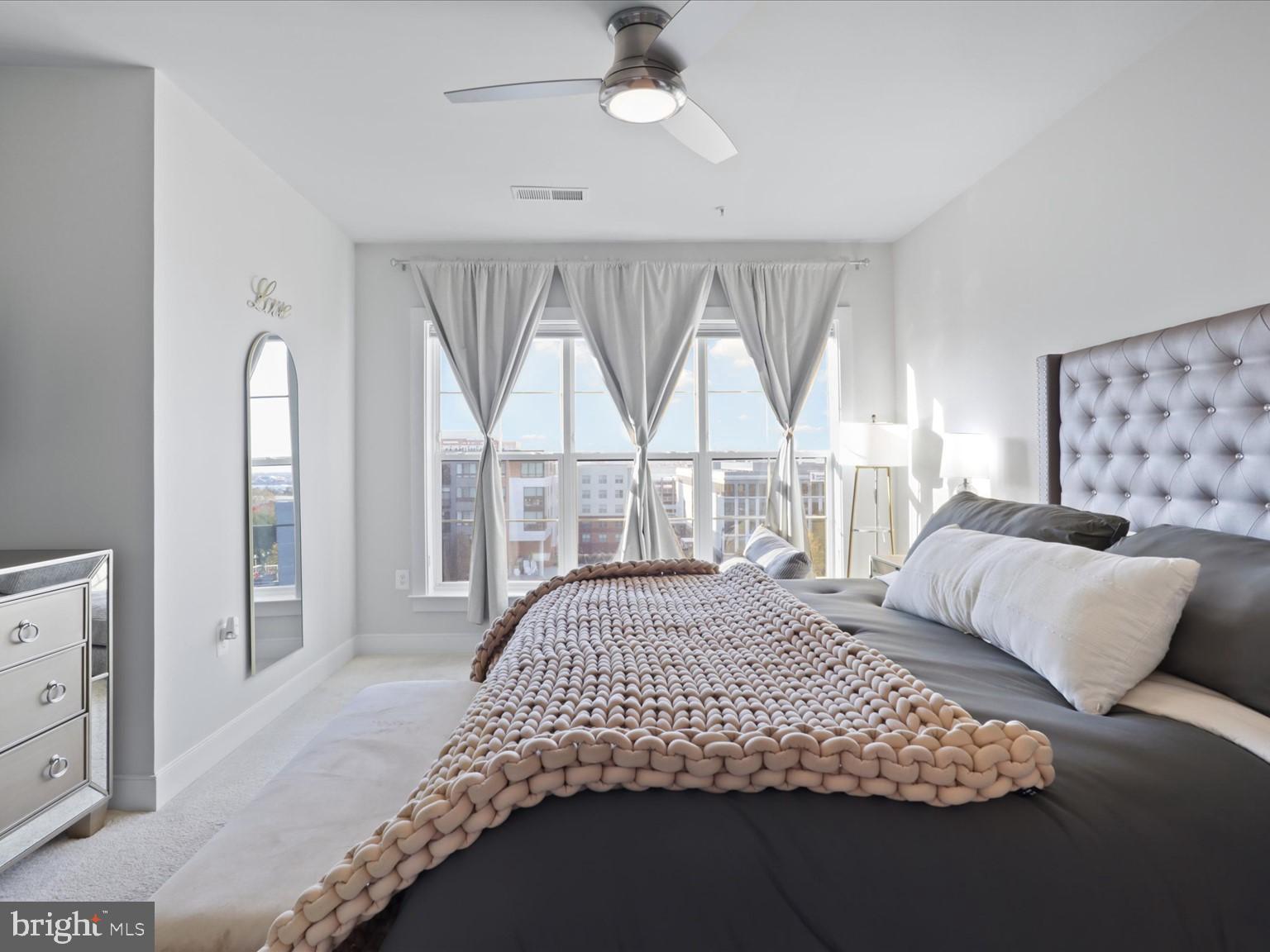 THE FLATS AT NATIONAL HARBOR - Residential Lease