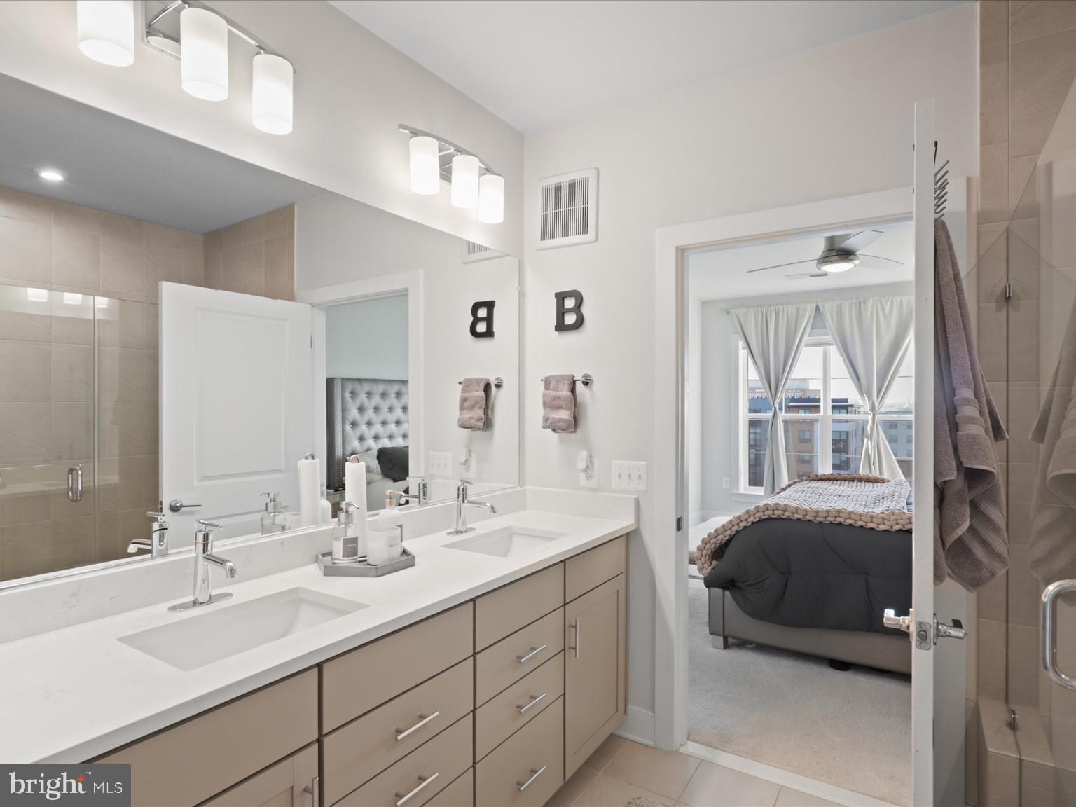 THE FLATS AT NATIONAL HARBOR - Residential Lease