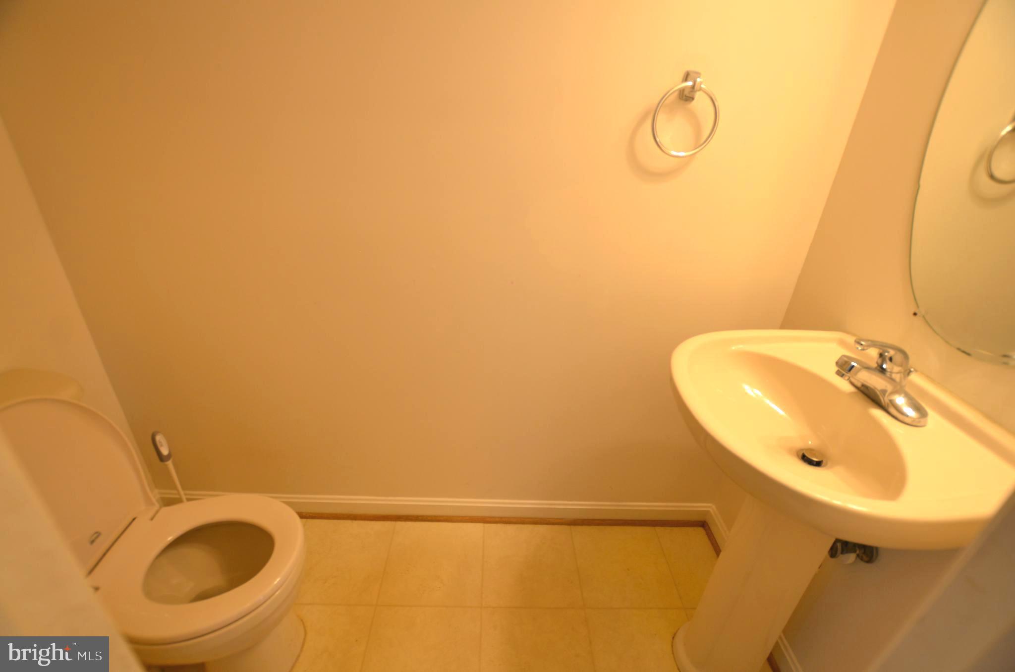 NORTH CROSSING - Residential Lease