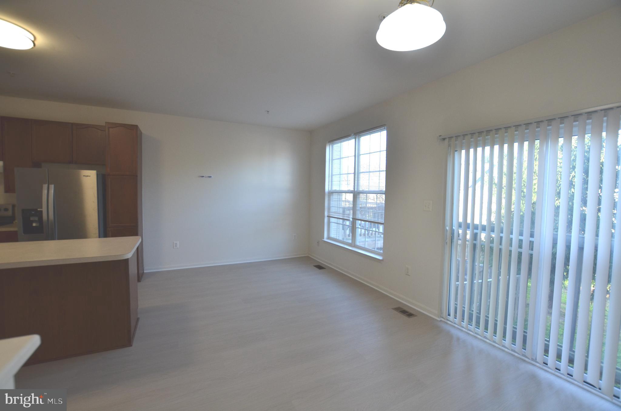 NORTH CROSSING - Residential Lease