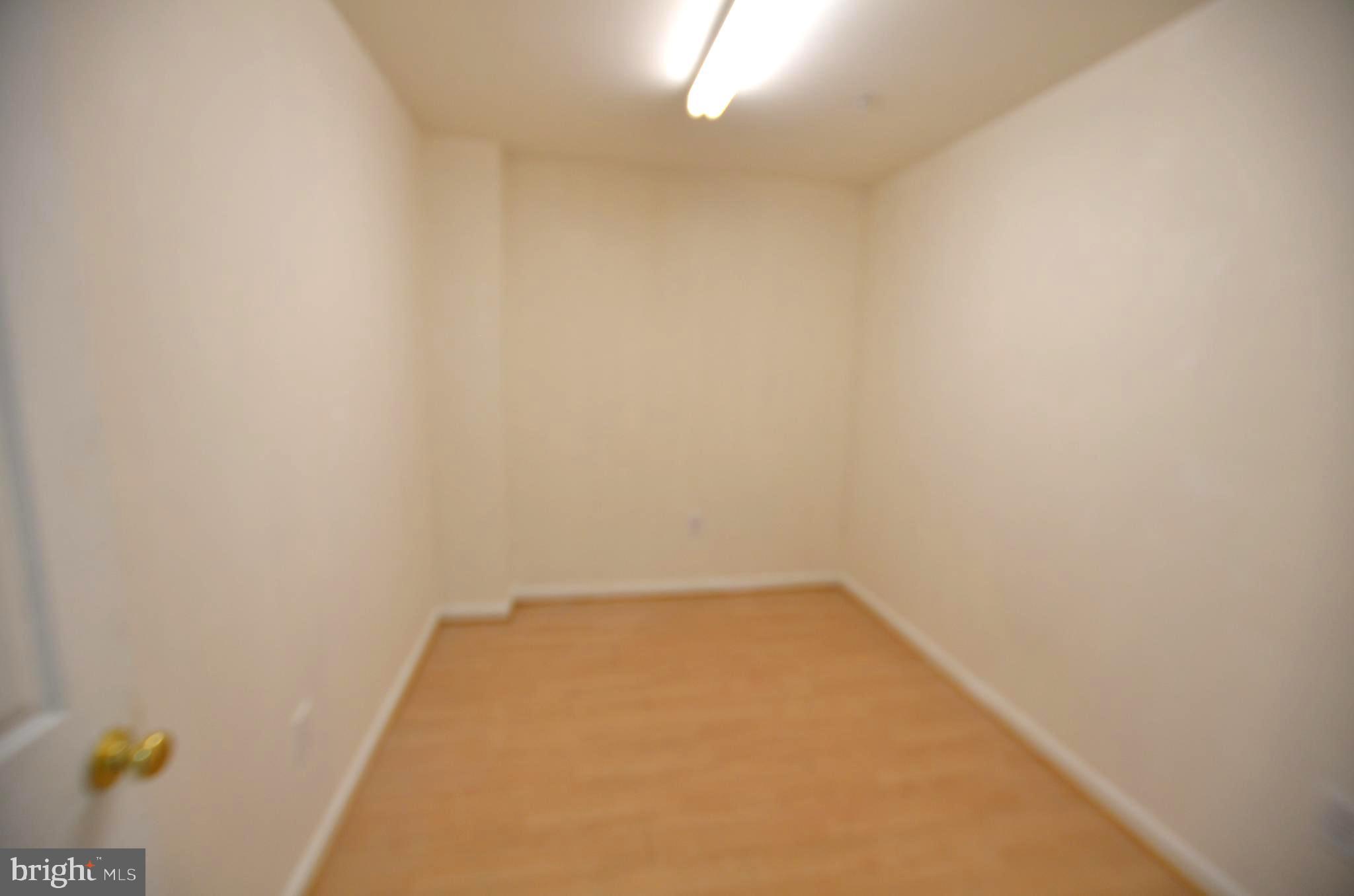 NORTH CROSSING - Residential Lease