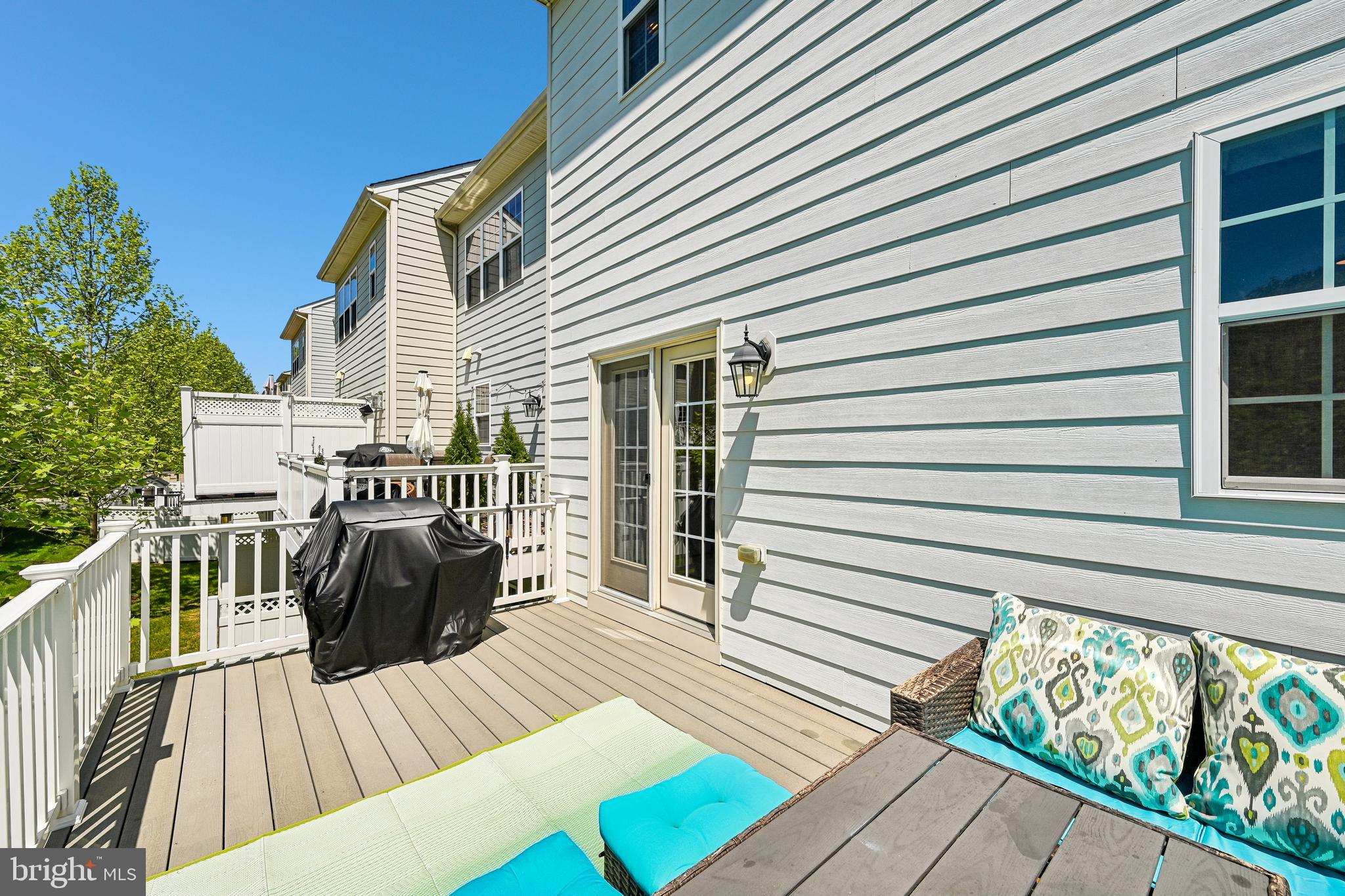 POINTE AT ARUNDEL PRESERVES - Residential