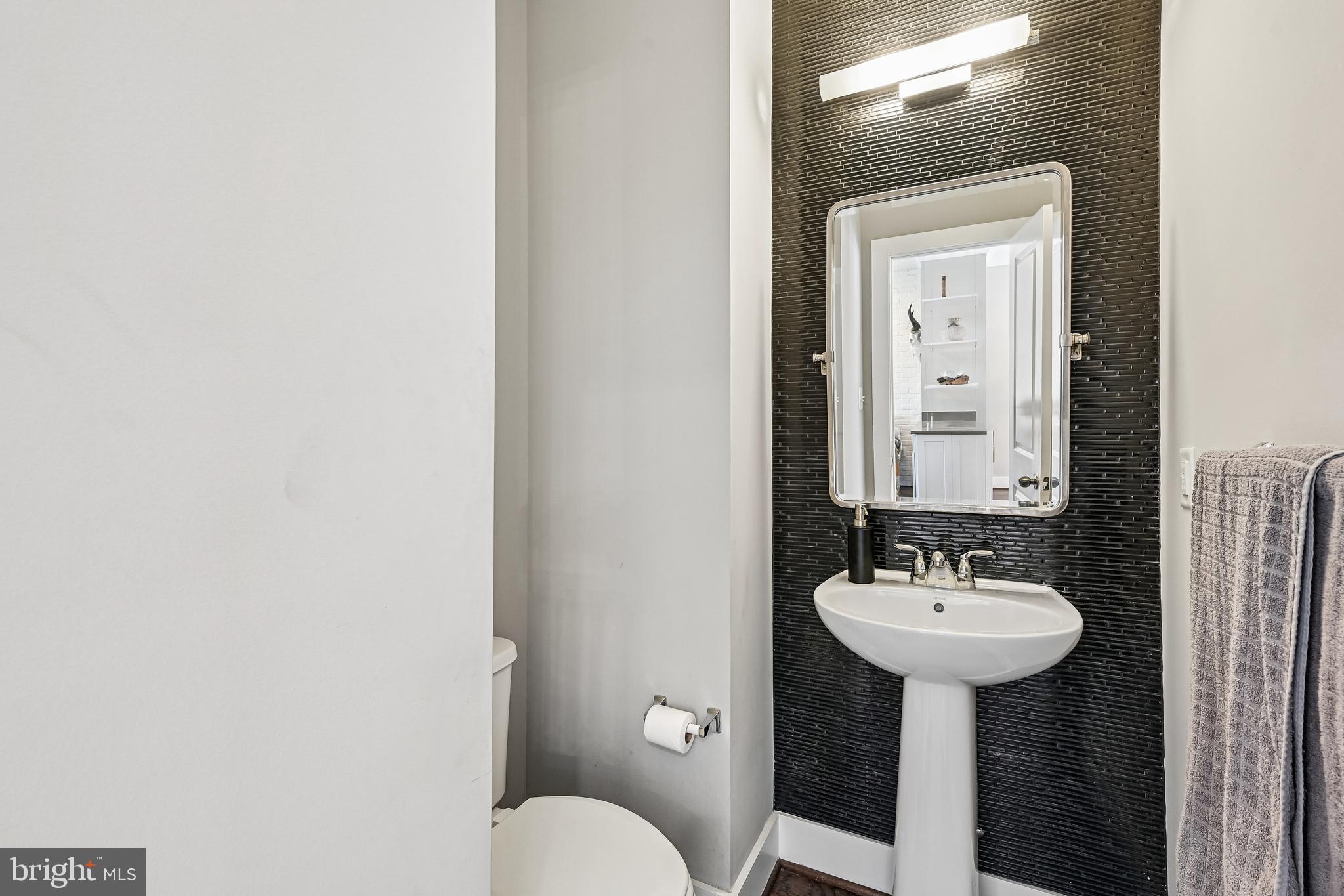 POINTE AT ARUNDEL PRESERVES - Residential
