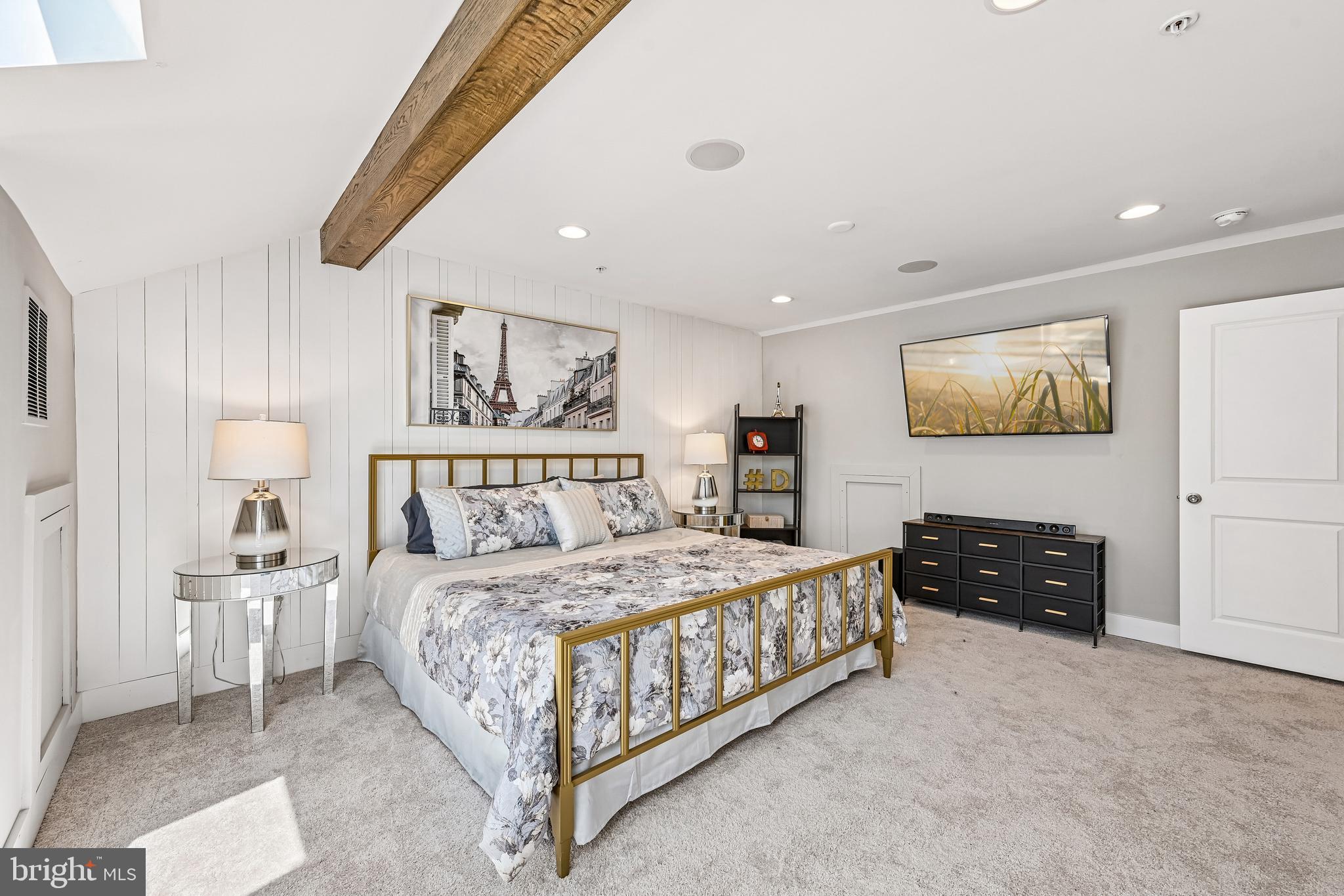 POINTE AT ARUNDEL PRESERVES - Residential