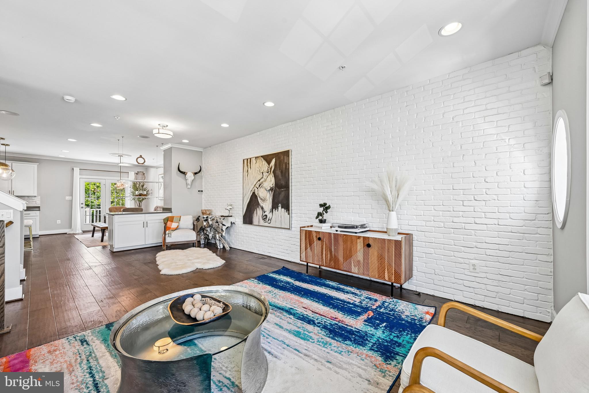 POINTE AT ARUNDEL PRESERVES - Residential