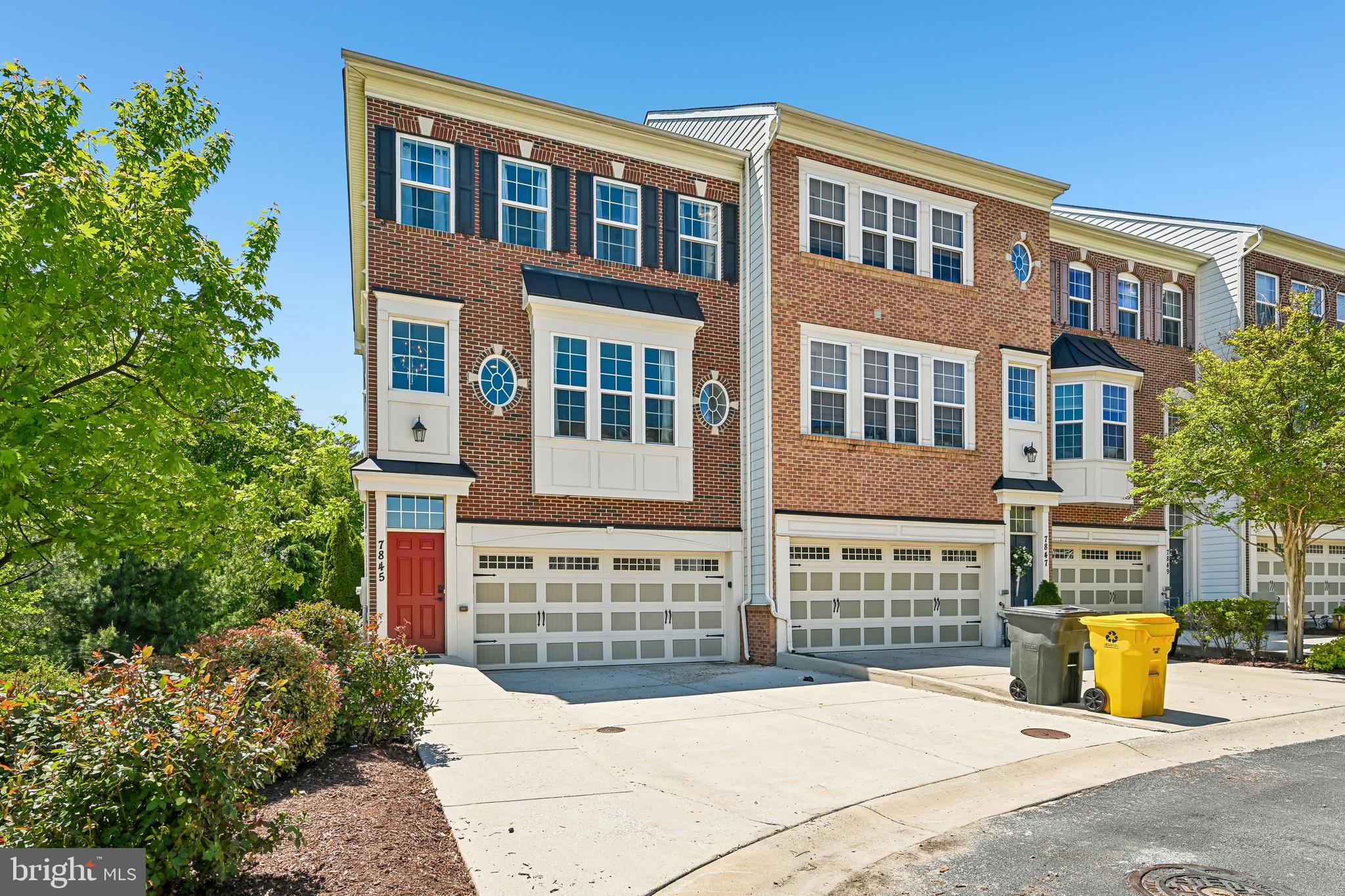 POINTE AT ARUNDEL PRESERVES - Residential