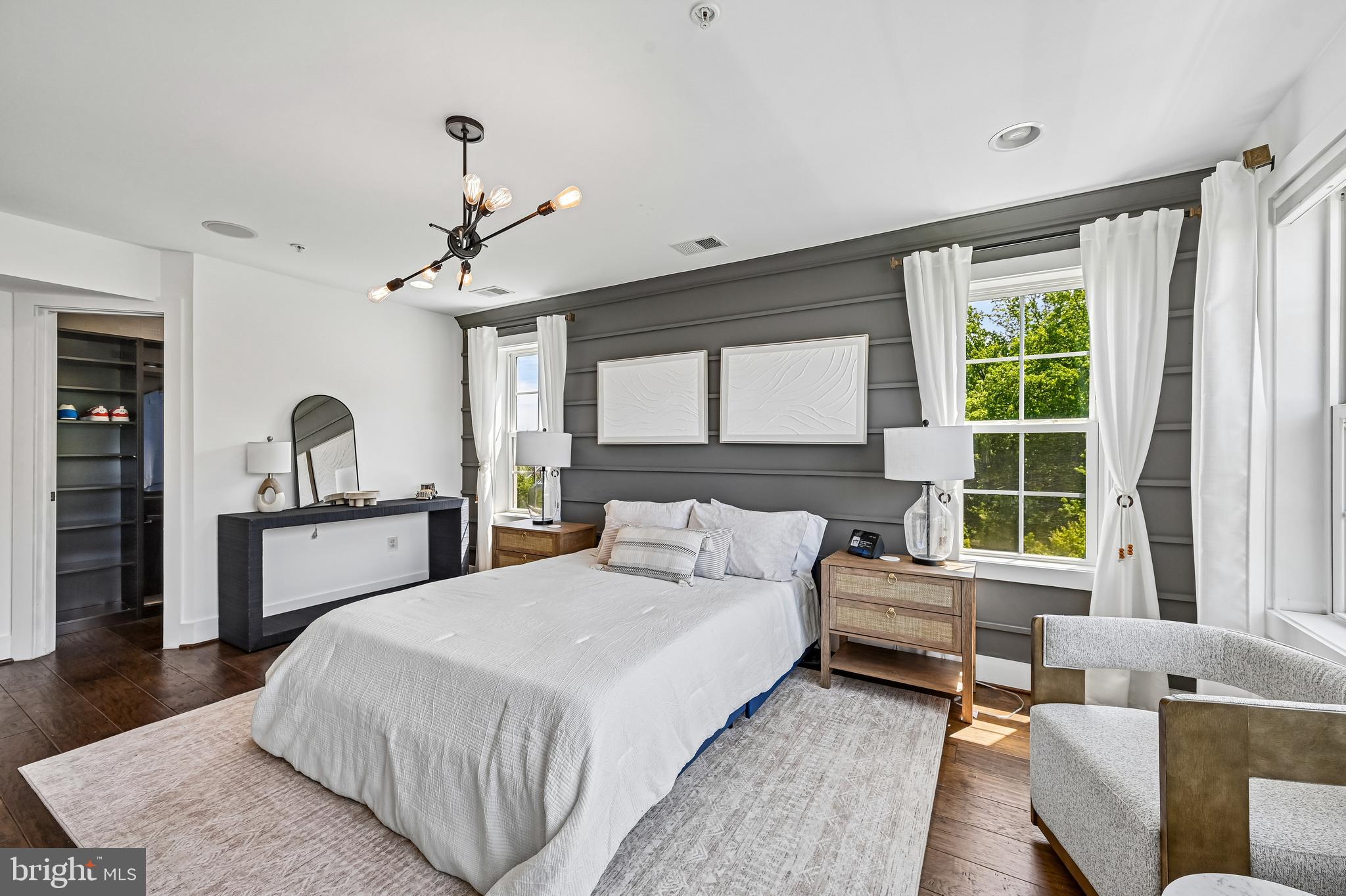 POINTE AT ARUNDEL PRESERVES - Residential