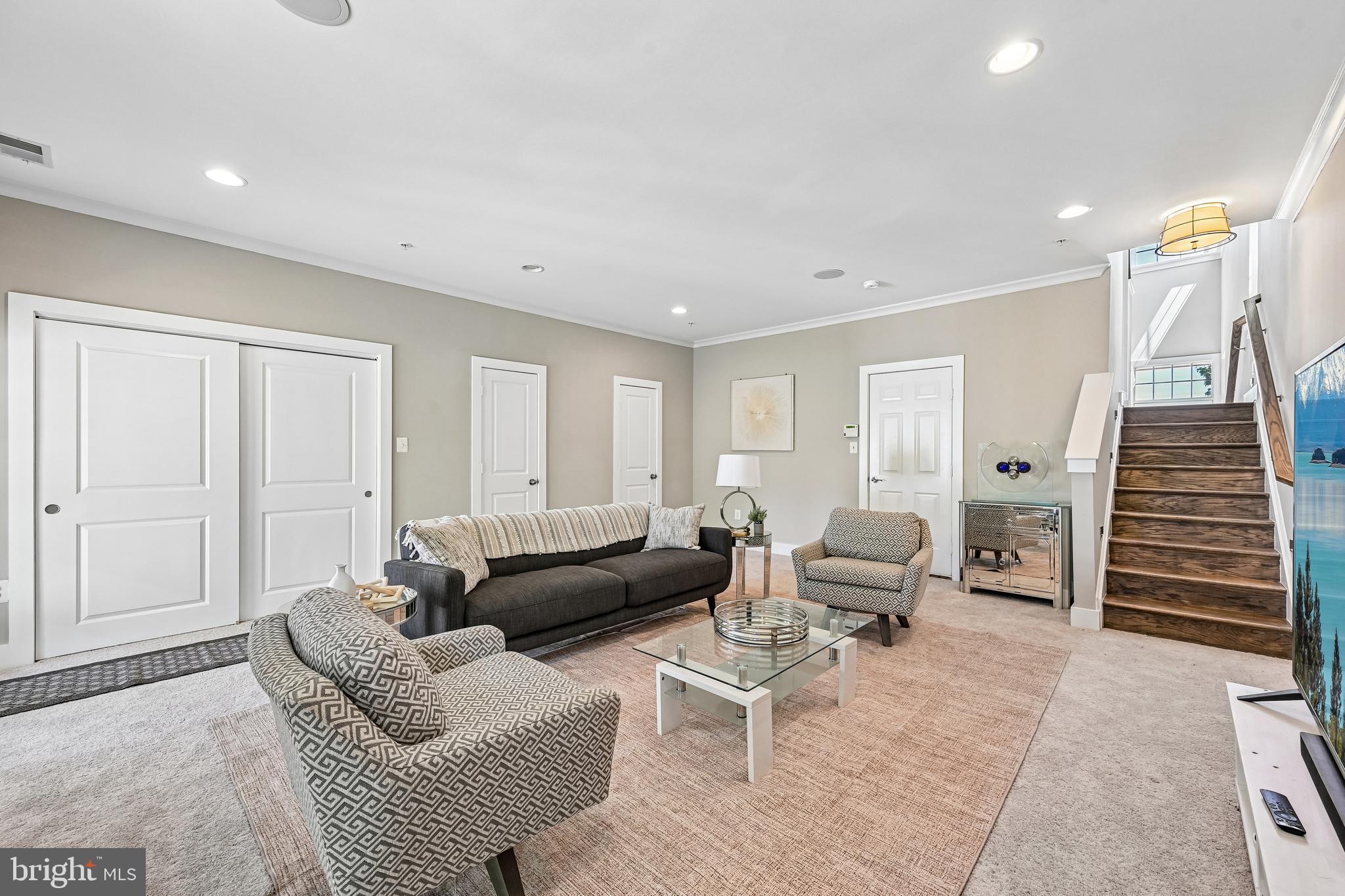 POINTE AT ARUNDEL PRESERVES - Residential