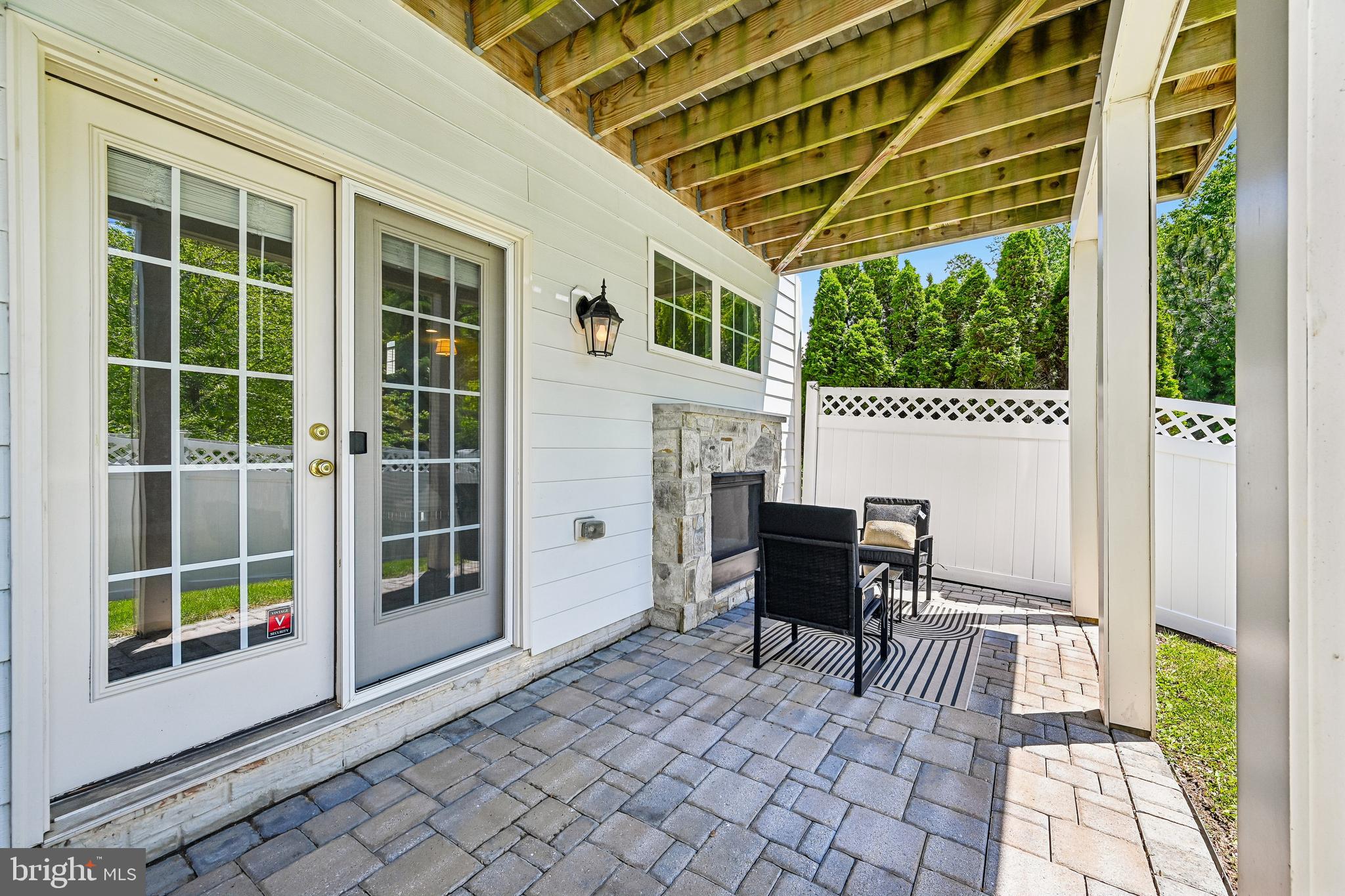 POINTE AT ARUNDEL PRESERVES - Residential