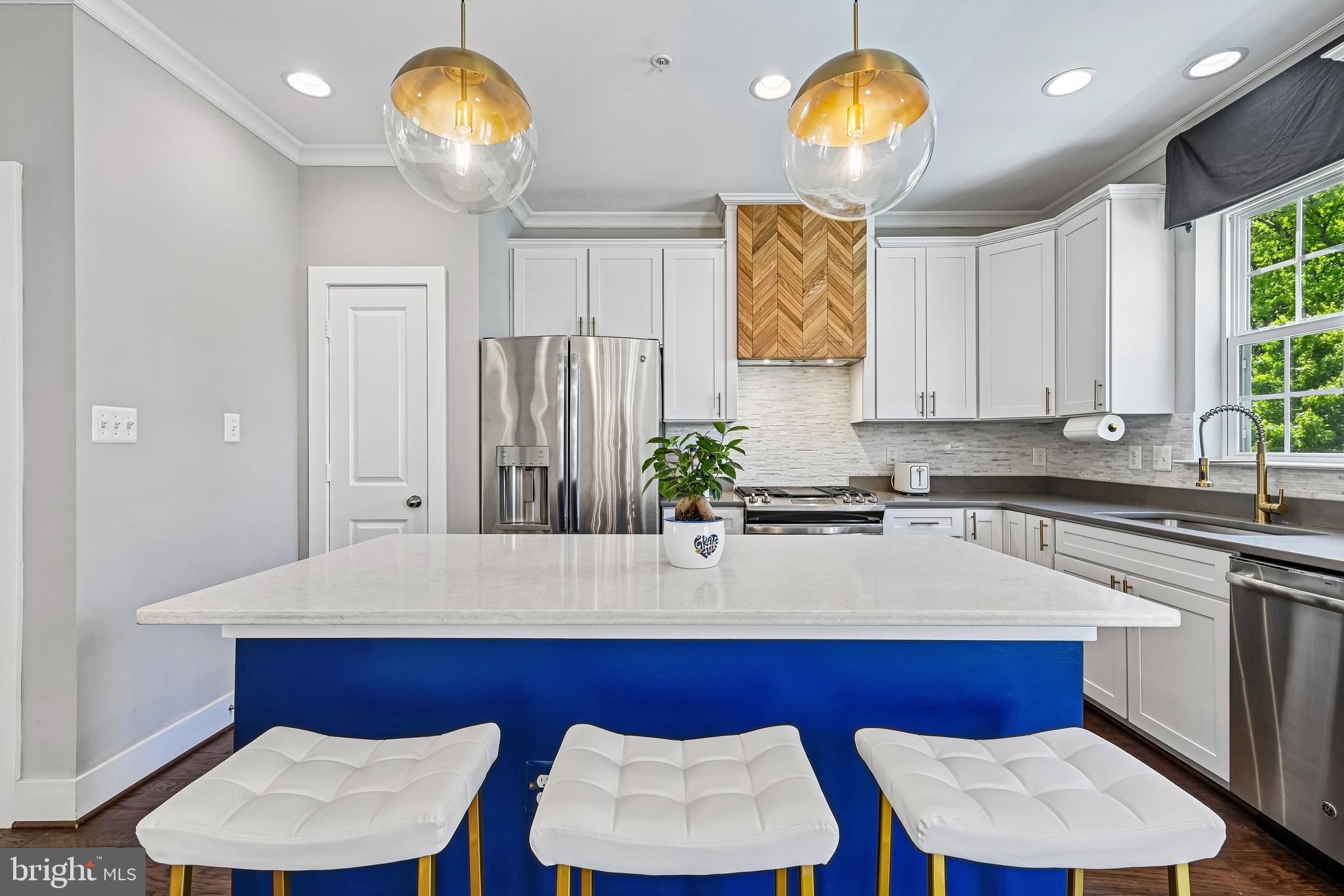 POINTE AT ARUNDEL PRESERVES - Residential
