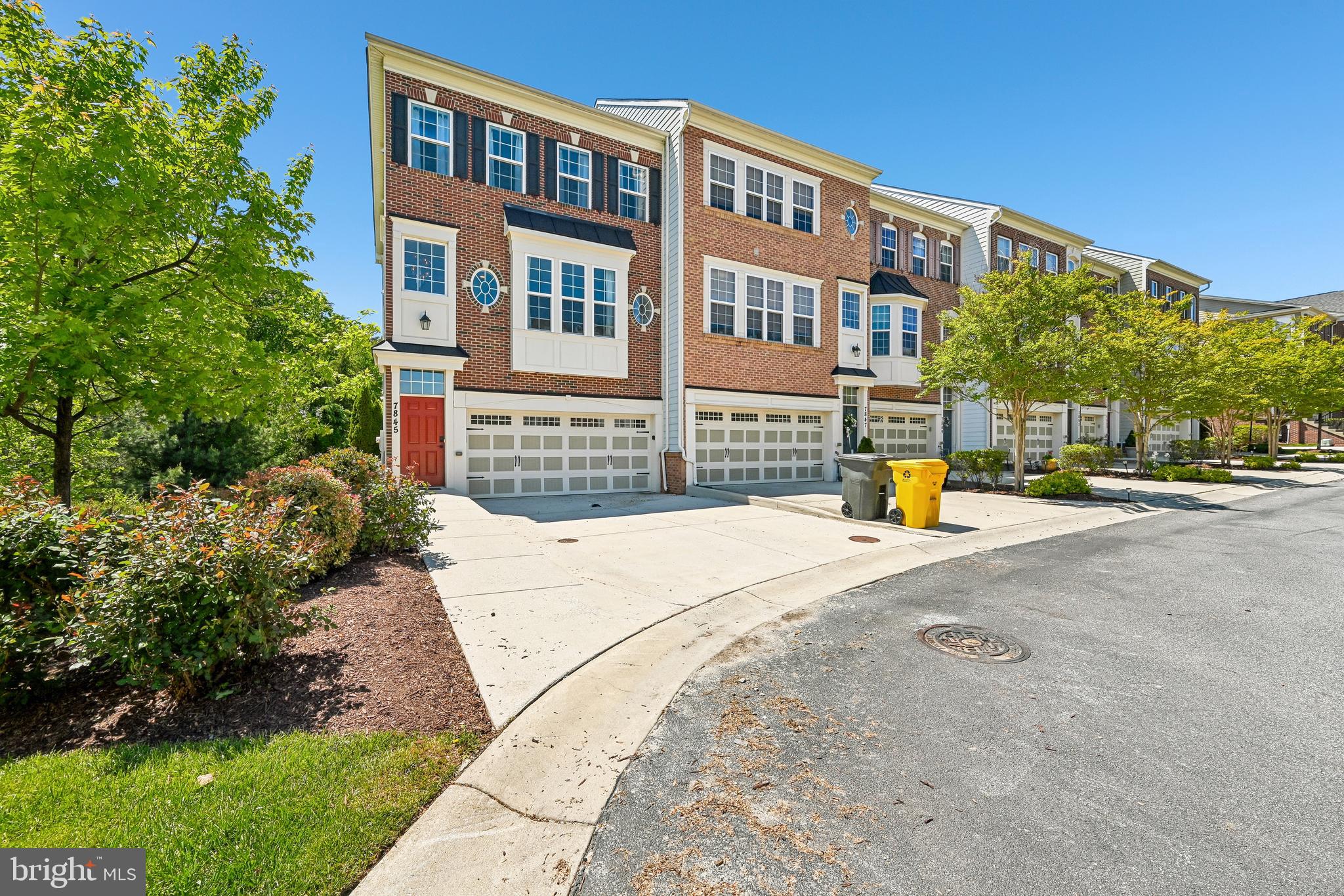 POINTE AT ARUNDEL PRESERVES - Residential