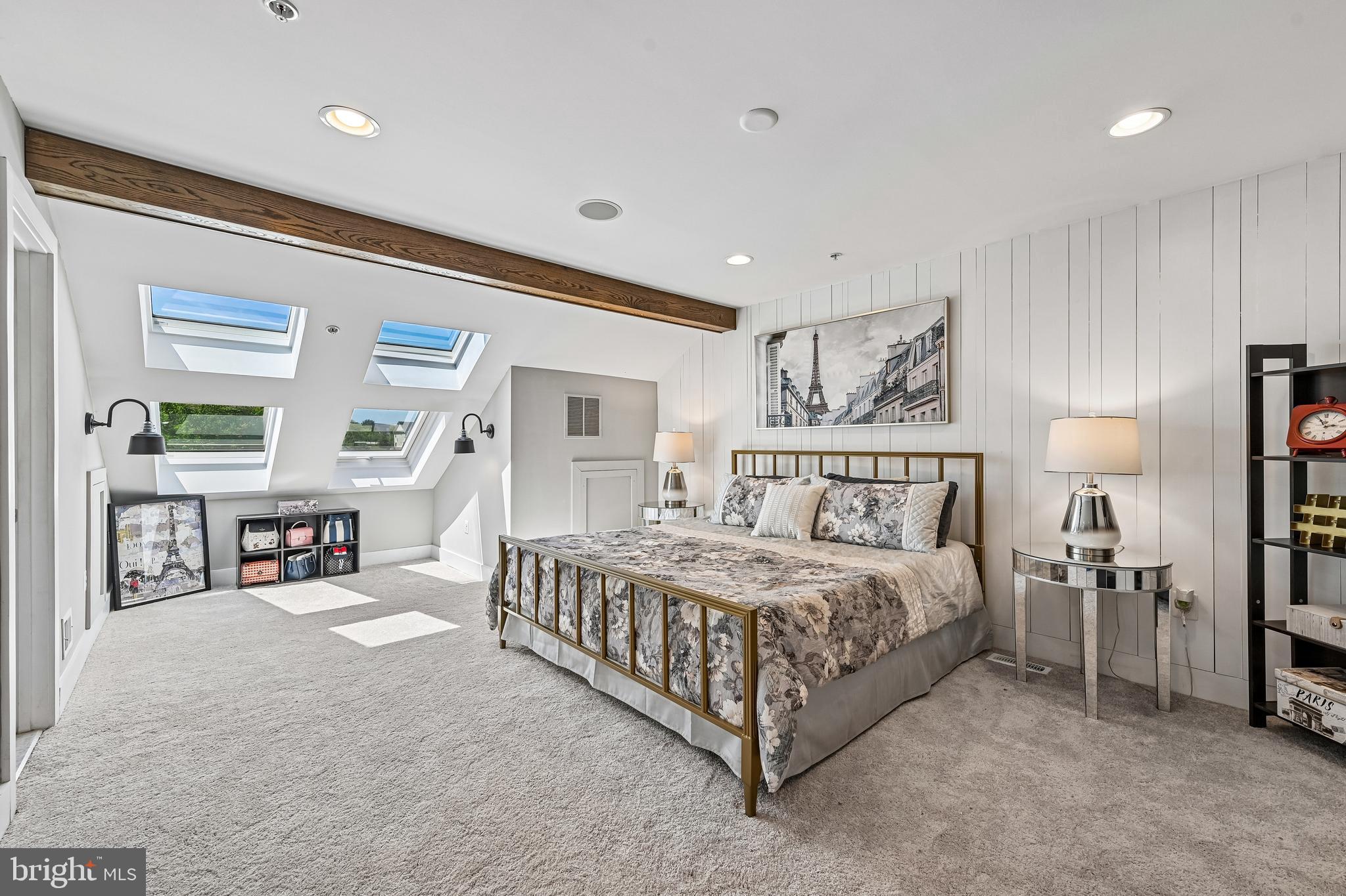 POINTE AT ARUNDEL PRESERVES - Residential