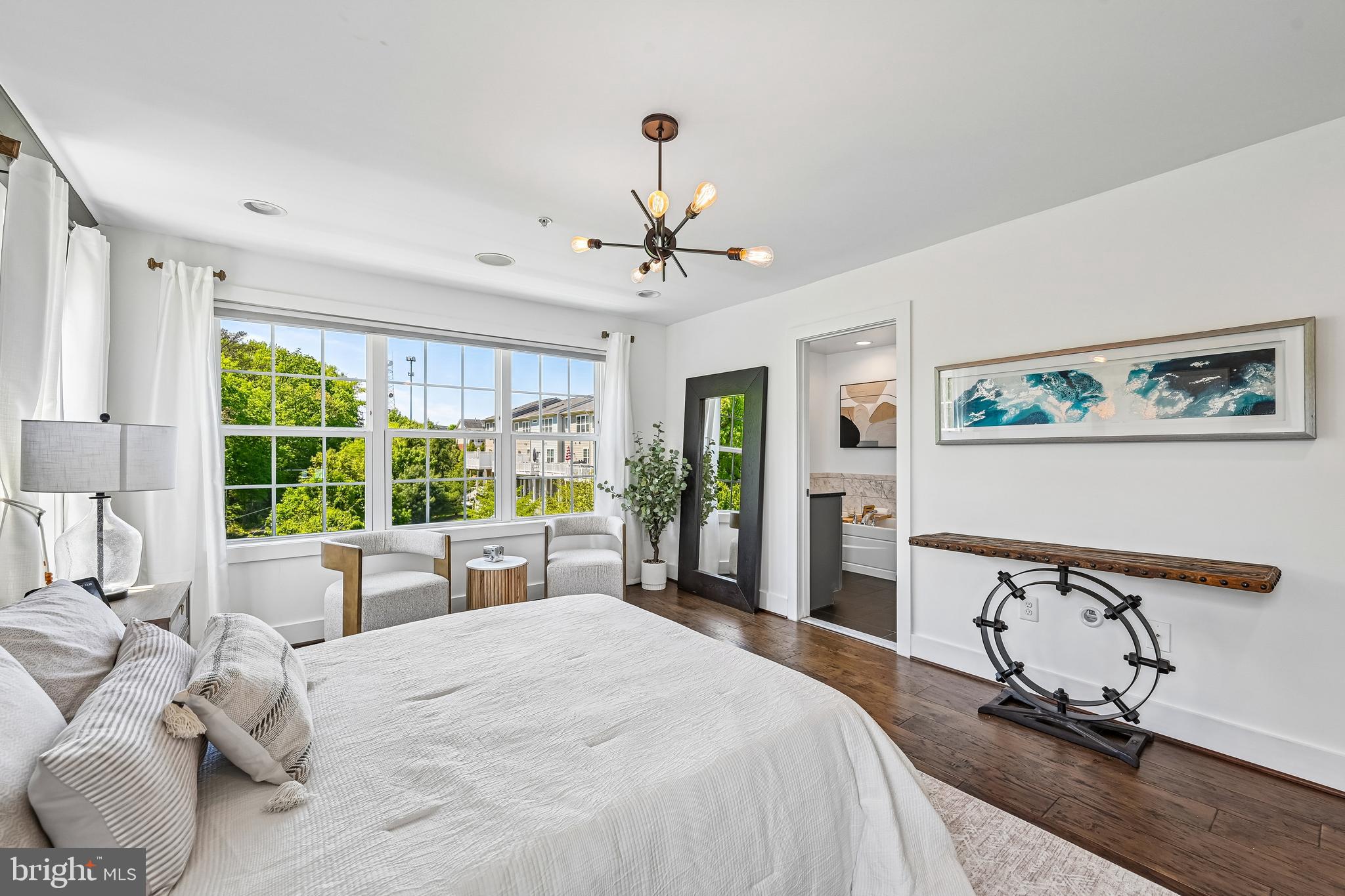 POINTE AT ARUNDEL PRESERVES - Residential