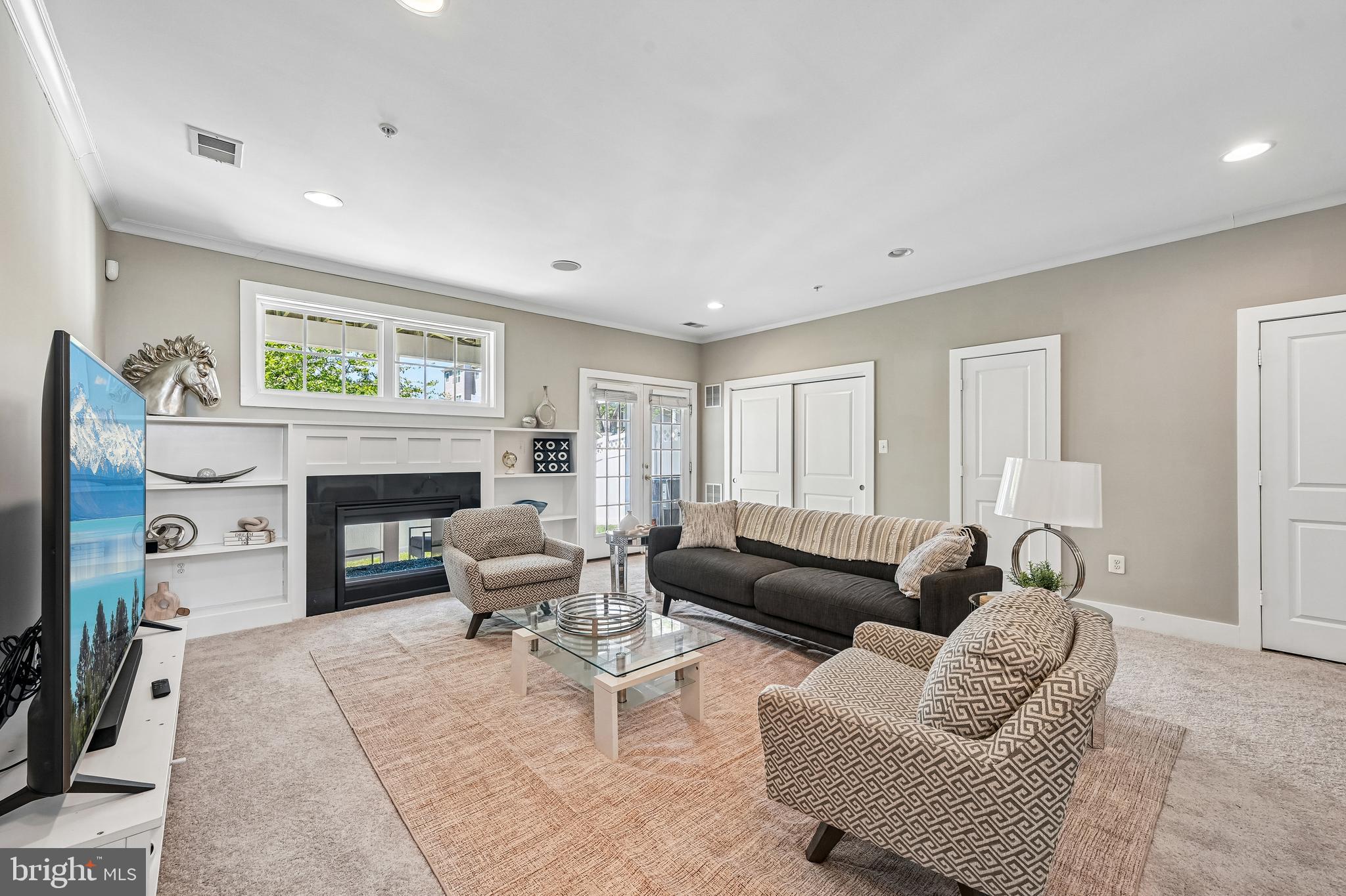 POINTE AT ARUNDEL PRESERVES - Residential