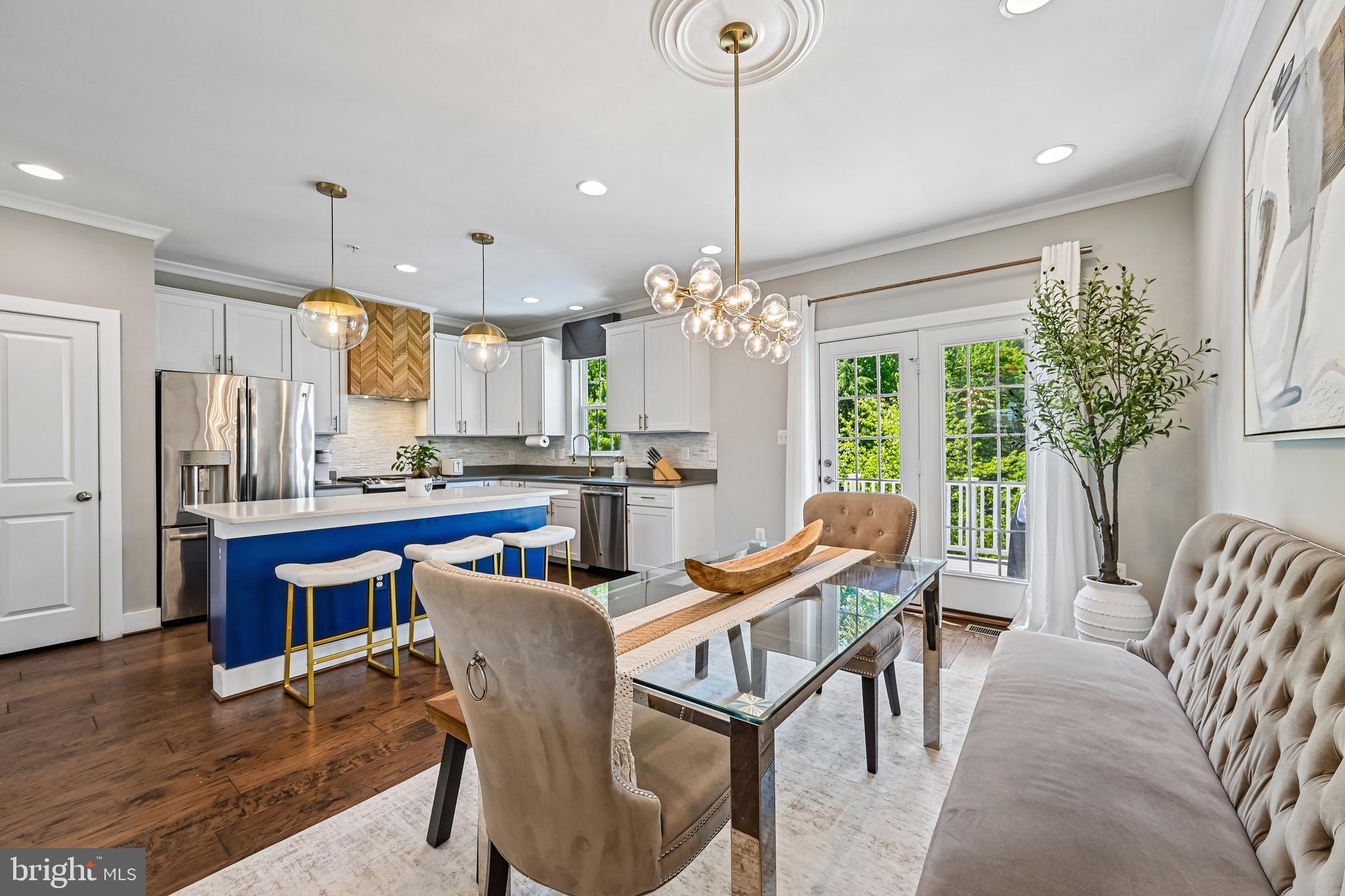 POINTE AT ARUNDEL PRESERVES - Residential