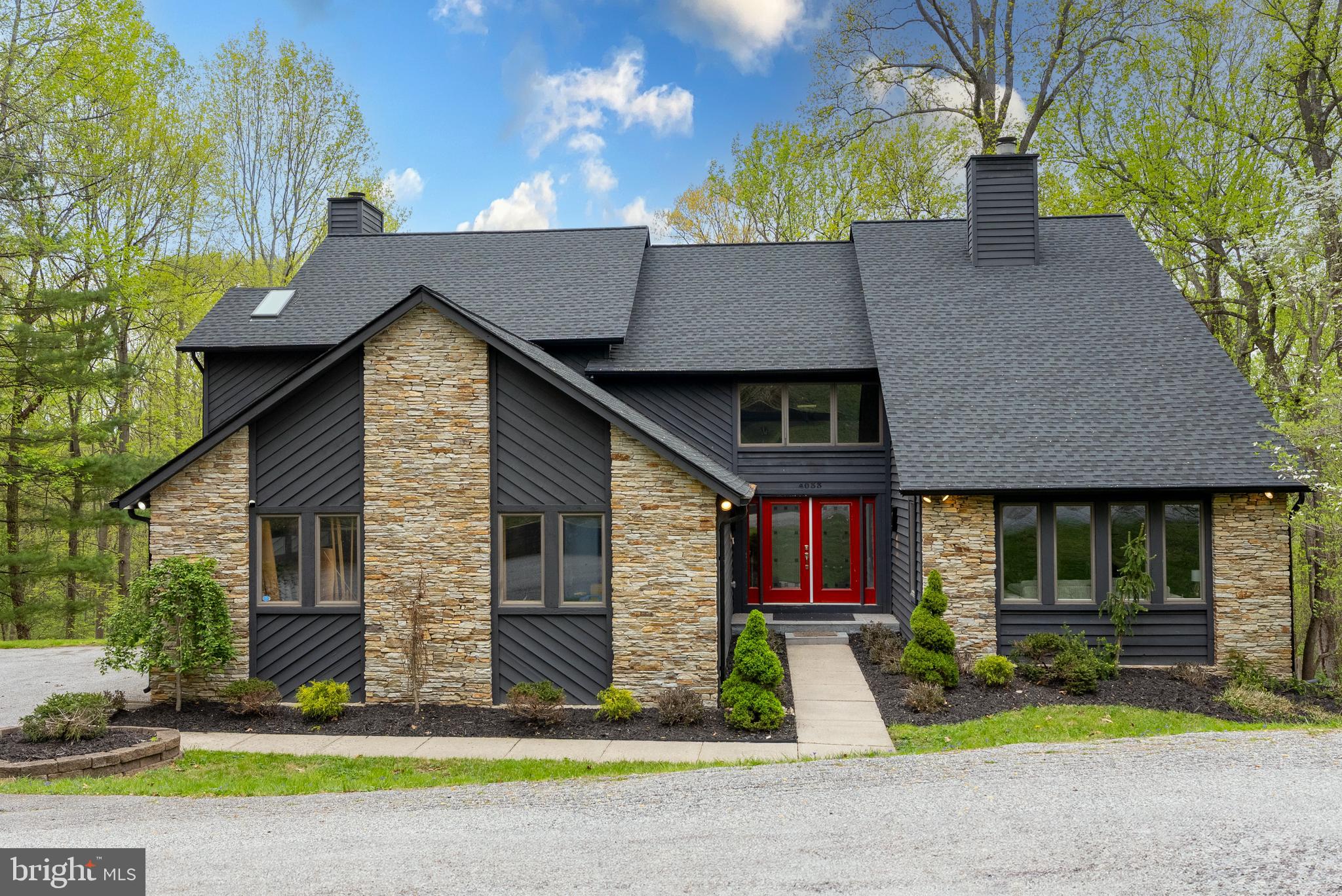 WORTHINGTON HILLSIDE II - Residential