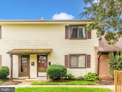 8413 FUERTE COURT 127 ALEXANDRIA VA 22309