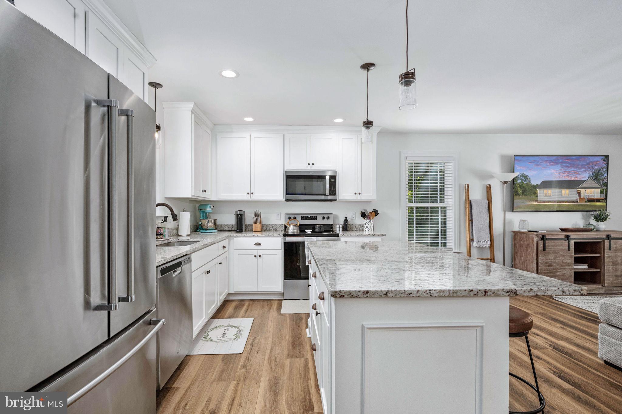 LITTLE RIVER - Residential