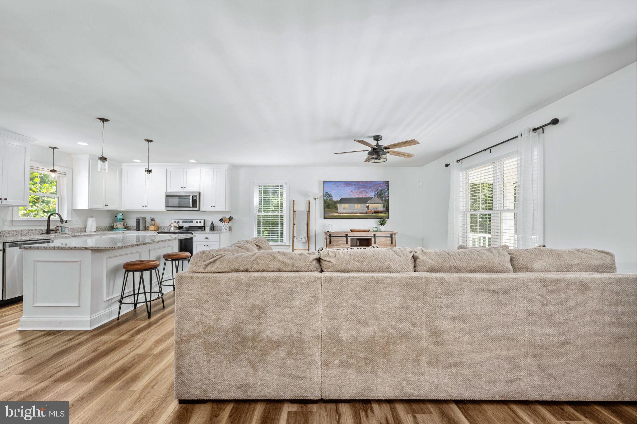 LITTLE RIVER - Residential