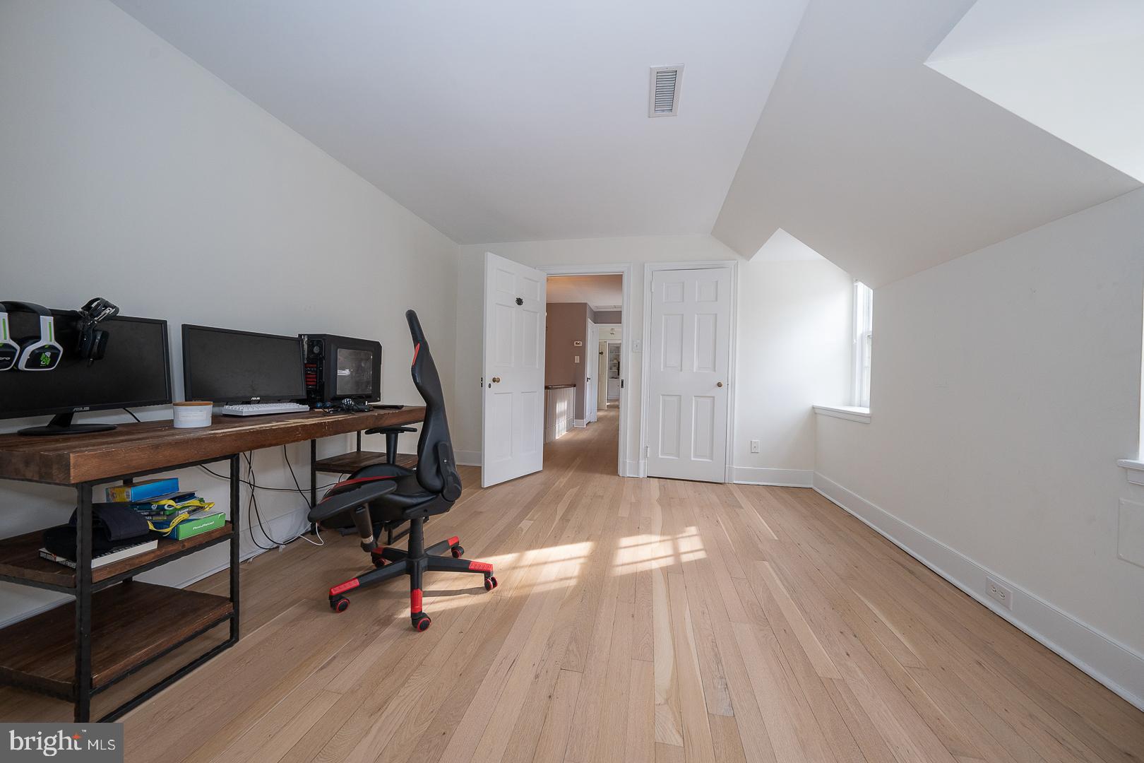 GULPH CREEK - Residential