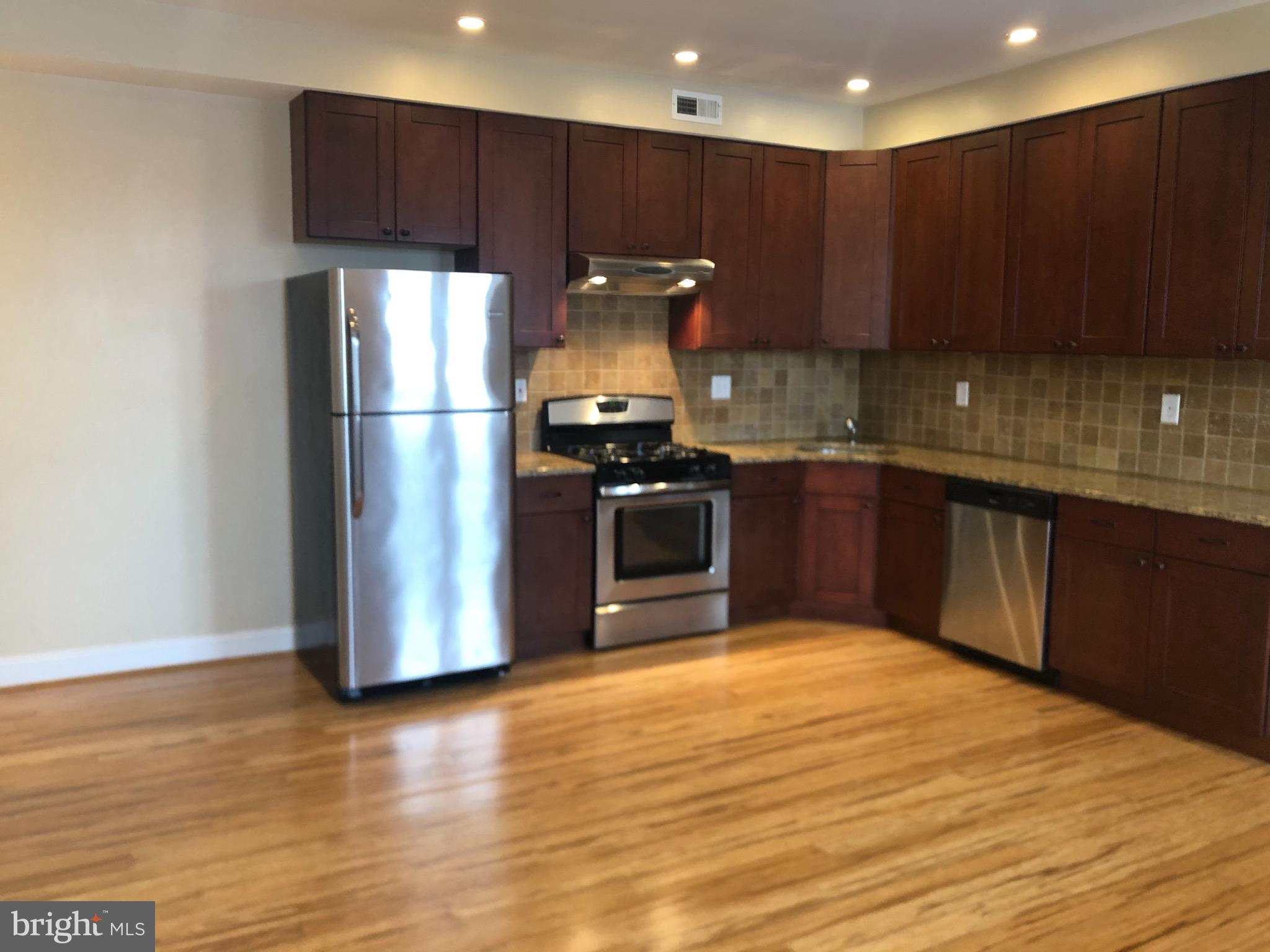 PENNSPORT - Residential Lease