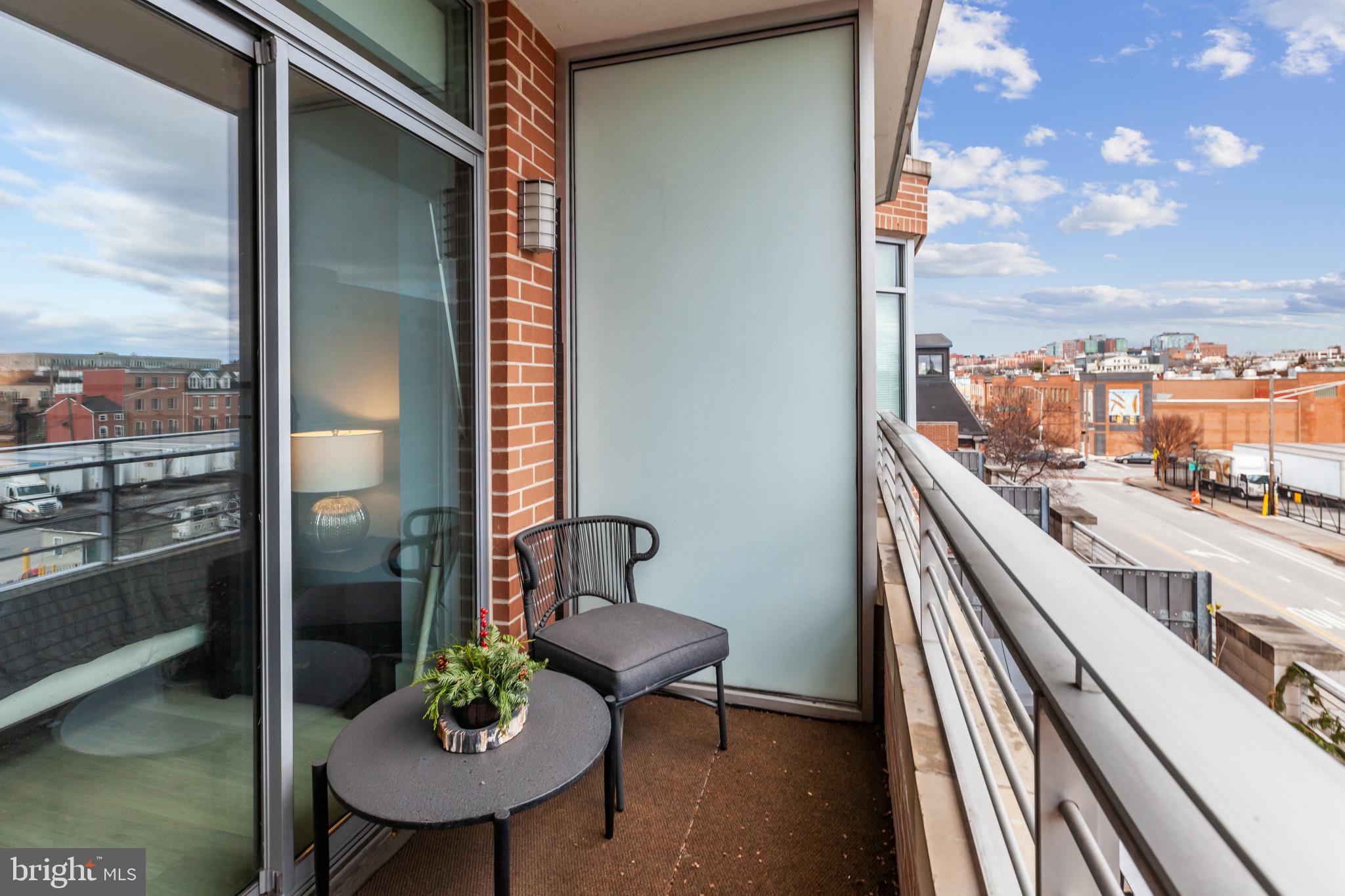 HARBOR EAST - Residential