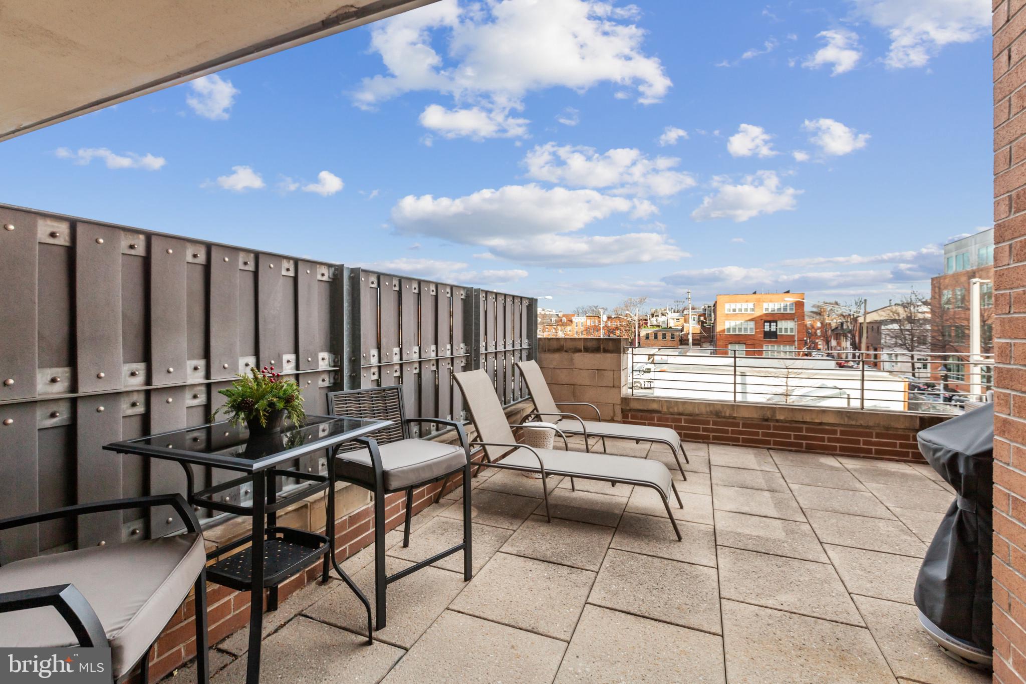 HARBOR EAST - Residential