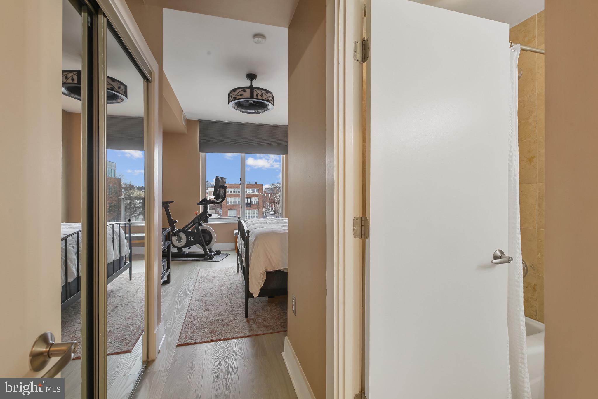 HARBOR EAST - Residential