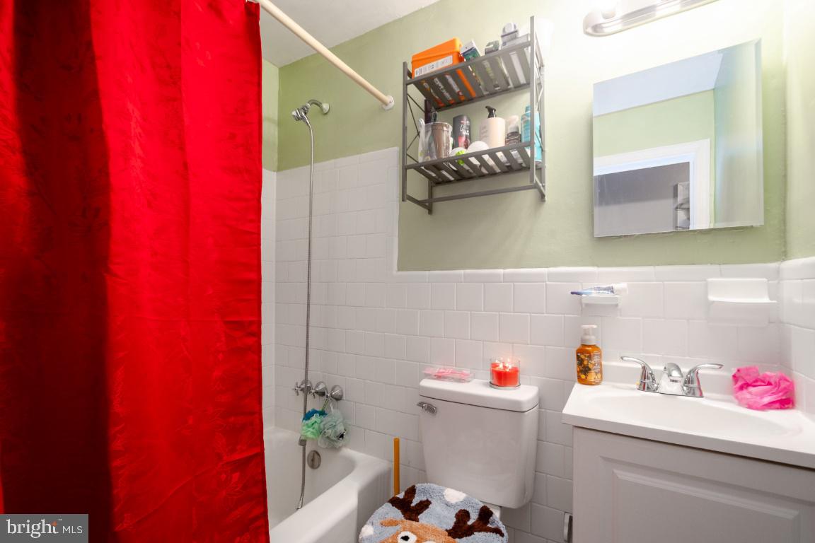 HILLENDALE ESTATES - Residential