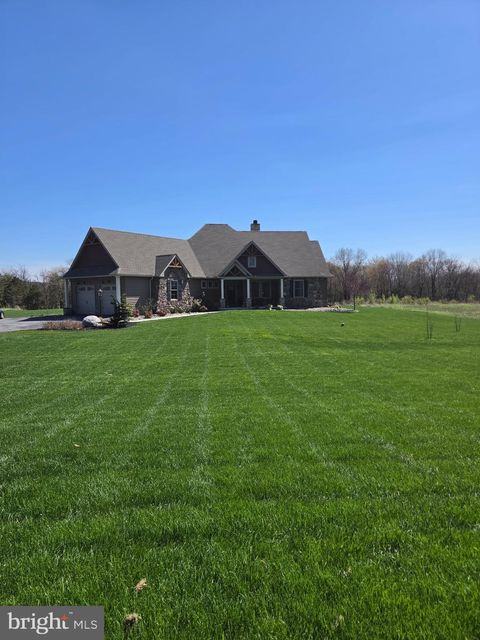 305 GUN CLUB ROAD NEW OXFORD PA 17350