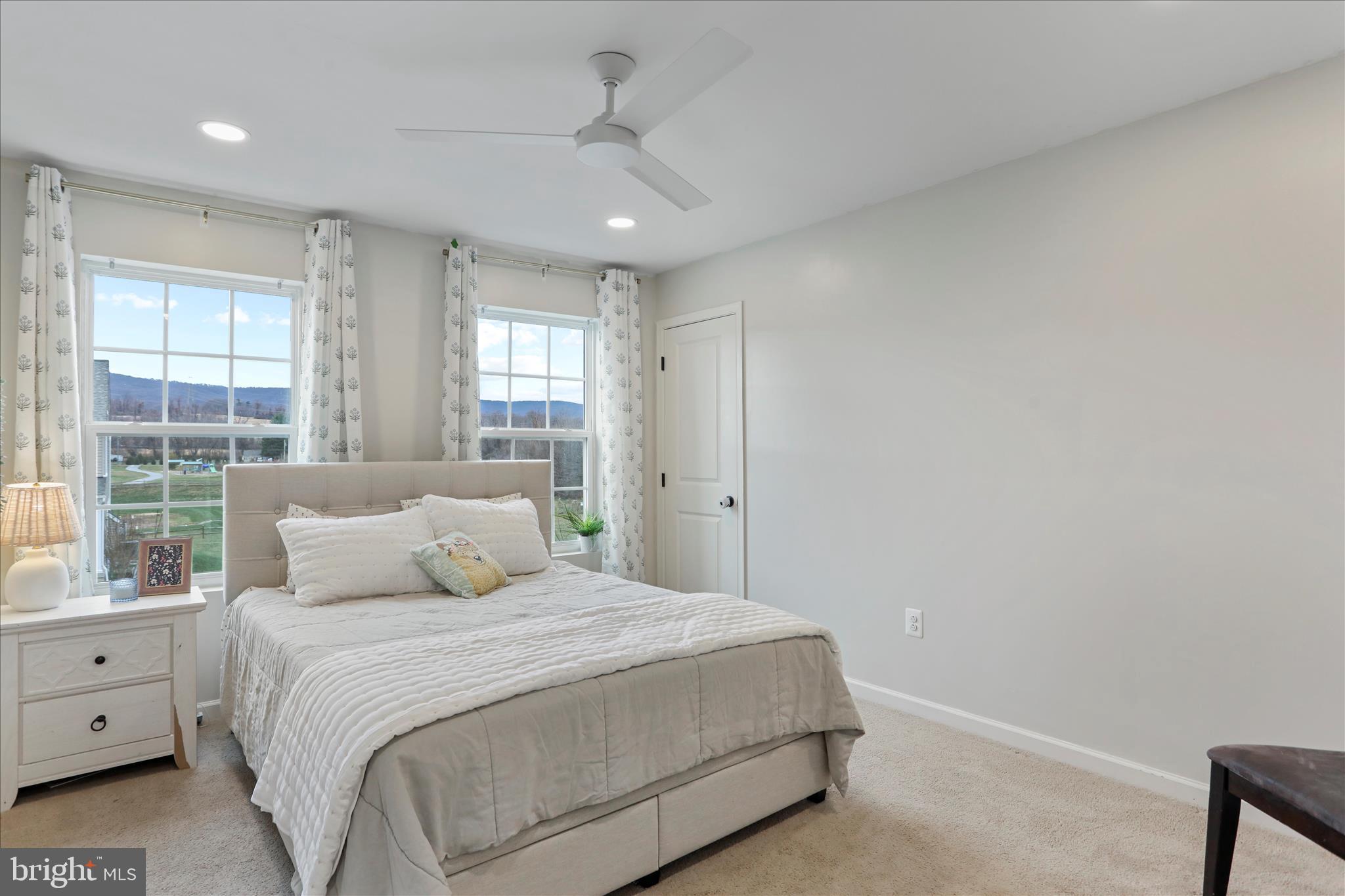 ROCKY SPRINGS RESERVE - Residential