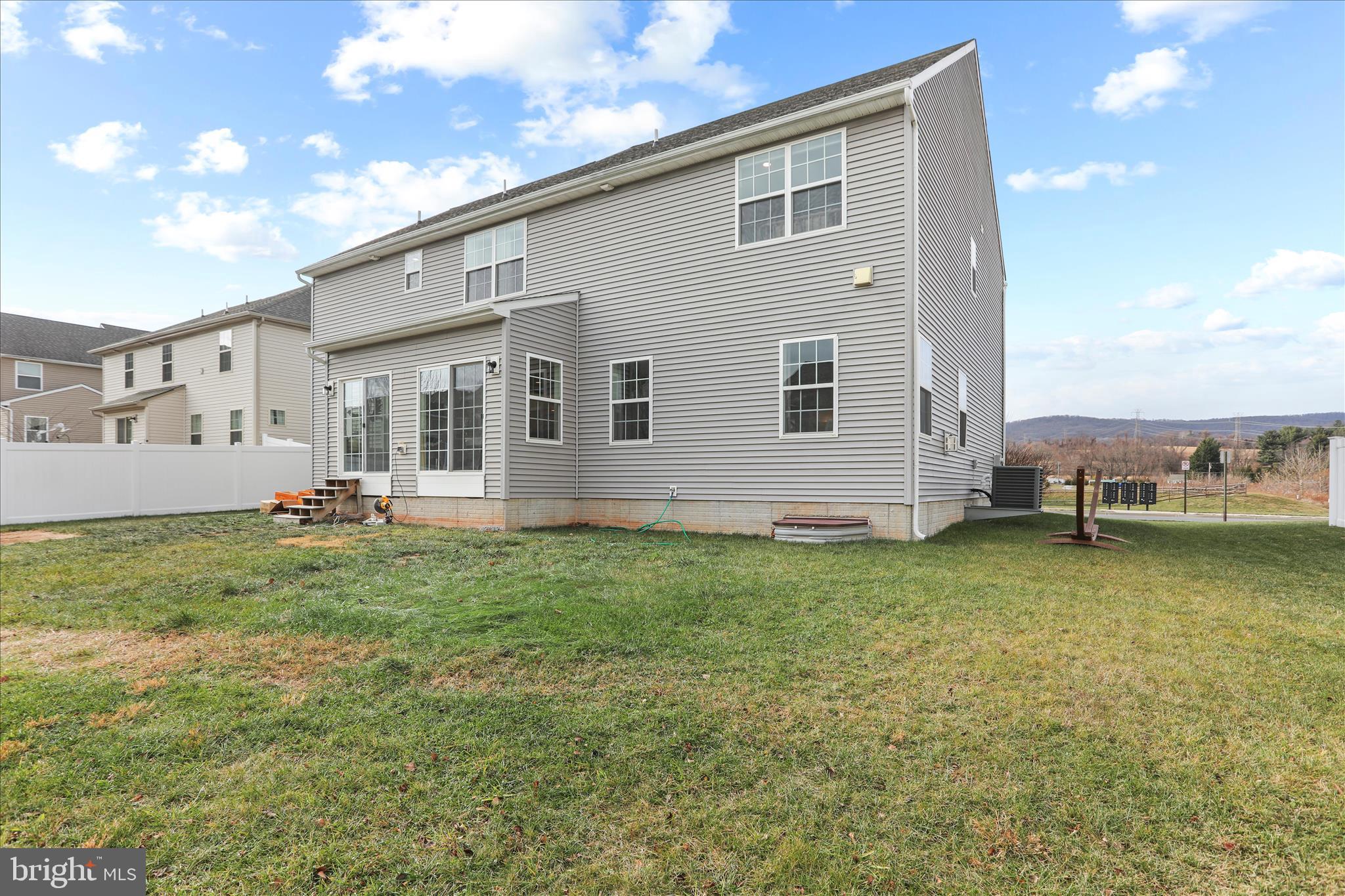 ROCKY SPRINGS RESERVE - Residential