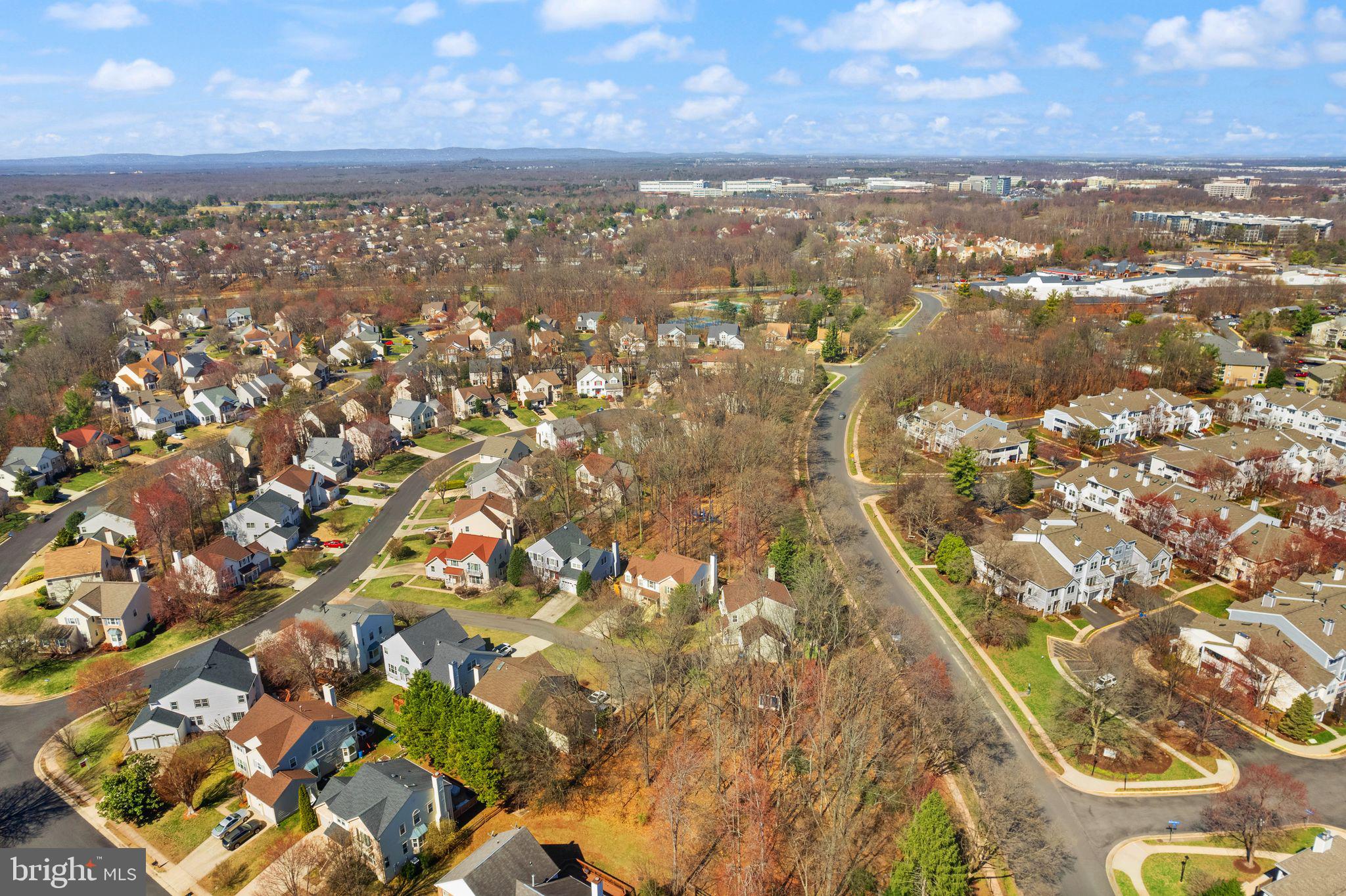 SULLY STATION - Residential