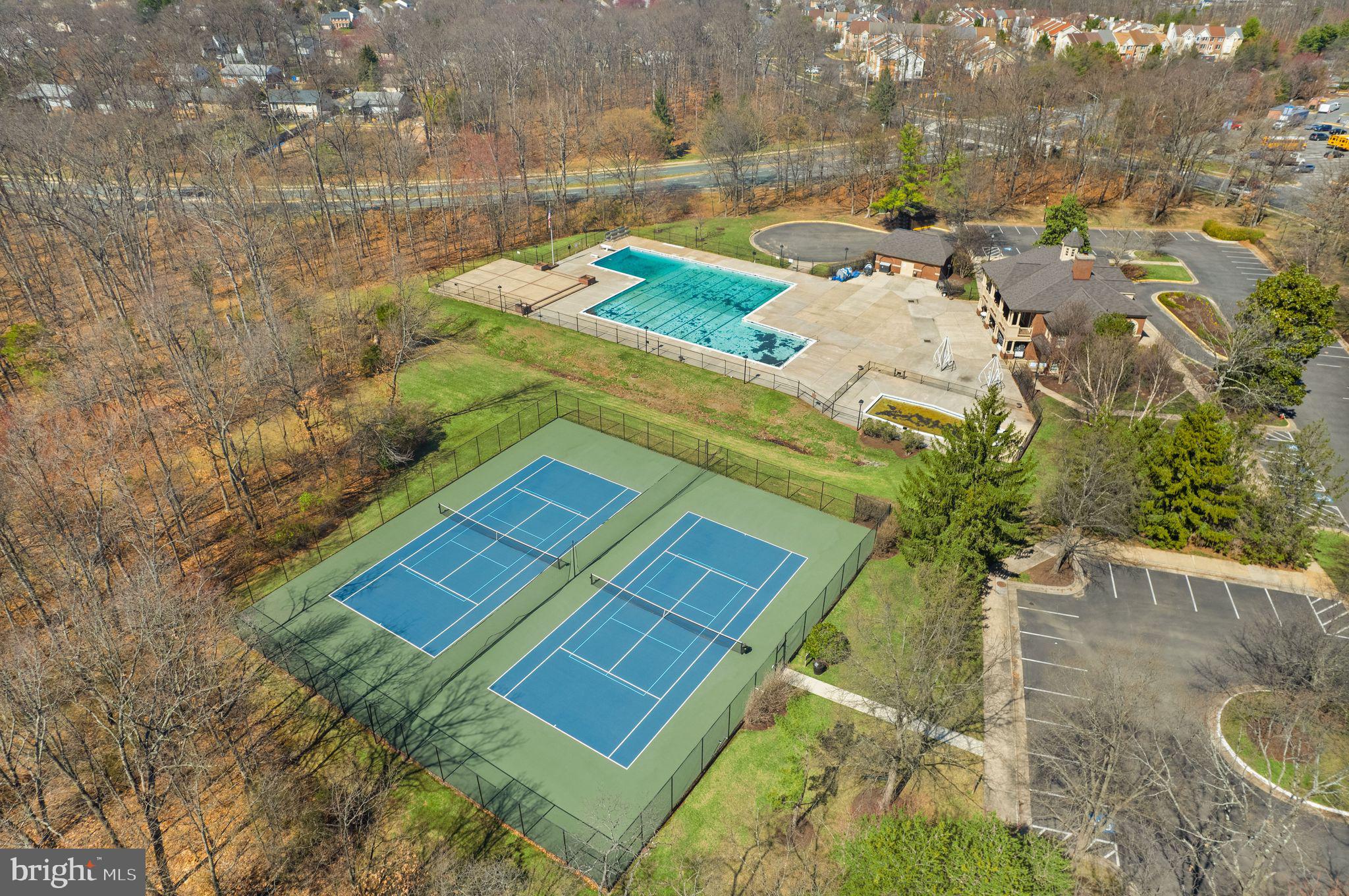 SULLY STATION - Residential