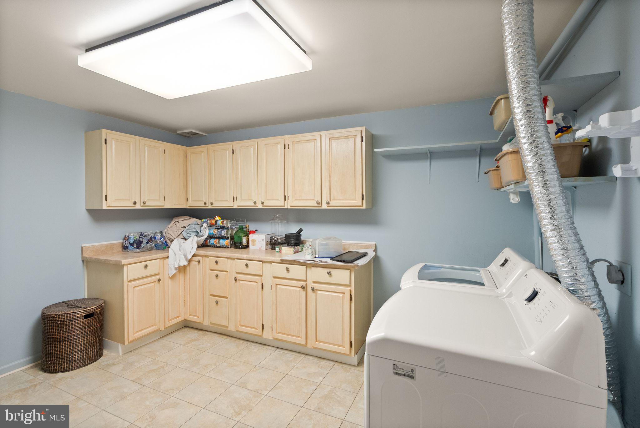 SULLY STATION - Residential