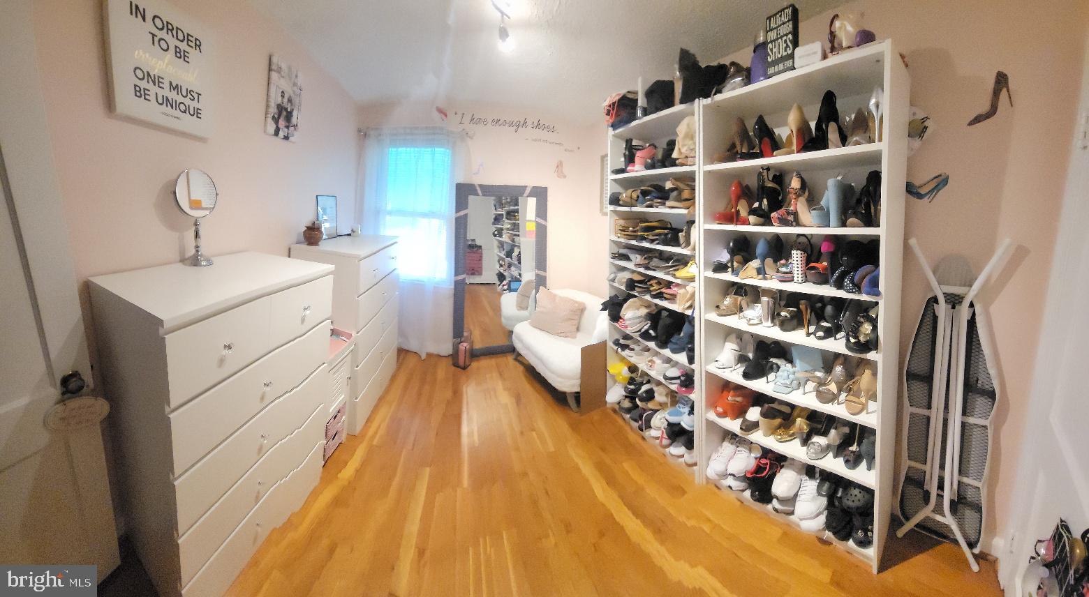 VIOLETVILLE - Residential