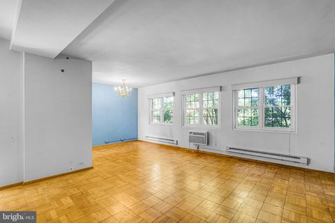 Tiny photo for 1119 Beverley Drive, ALEXANDRIA, VA 22302 (MLS # VAAX2058974)