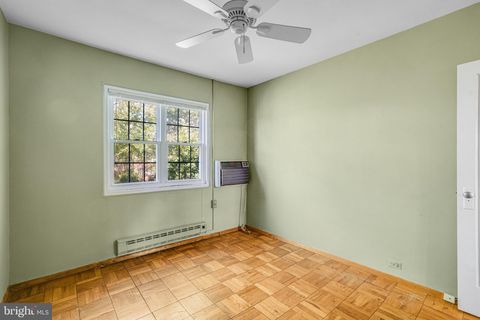 Tiny photo for 1119 Beverley Drive, ALEXANDRIA, VA 22302 (MLS # VAAX2058974)