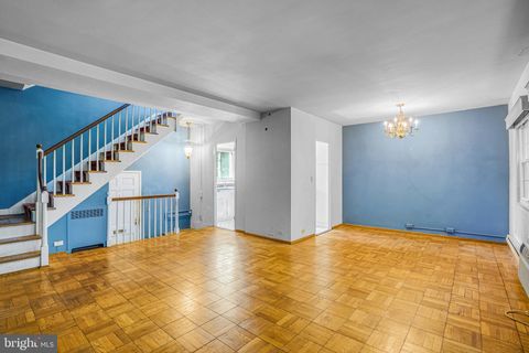 Tiny photo for 1119 Beverley Drive, ALEXANDRIA, VA 22302 (MLS # VAAX2058974)