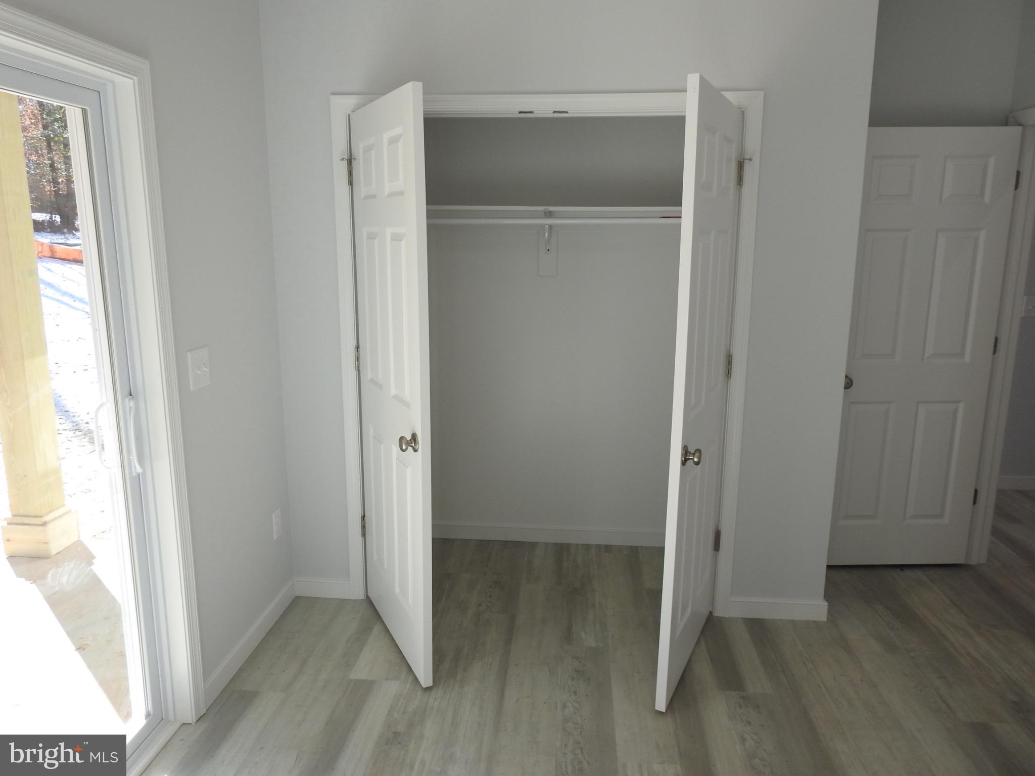 FOREST HILL - Residential