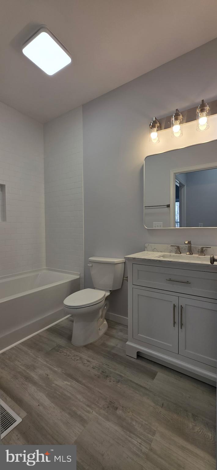 FOREST HILL - Residential