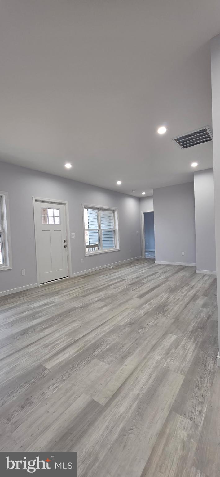 FOREST HILL - Residential