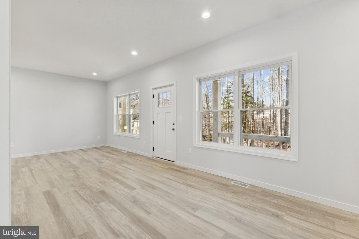 FOREST HILL - Residential