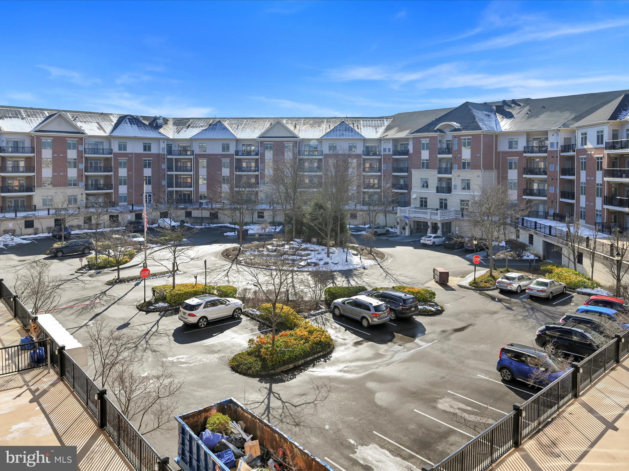 HUNTINGDON PLACE - Residential